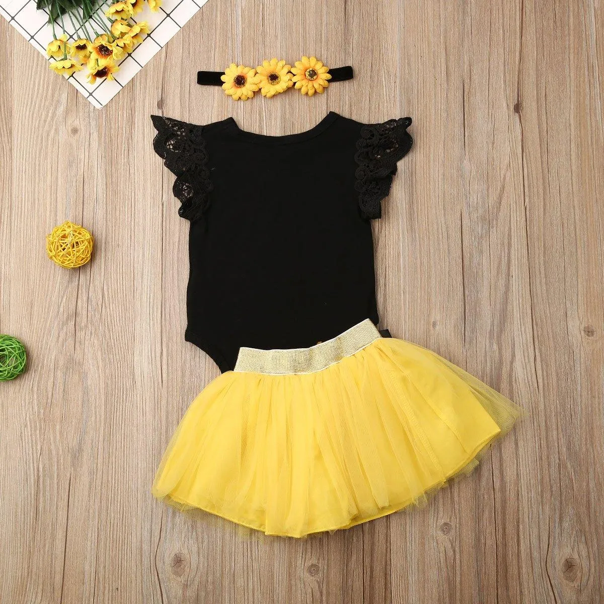 3 Pcs FLORAL SHORTS OUTFIT