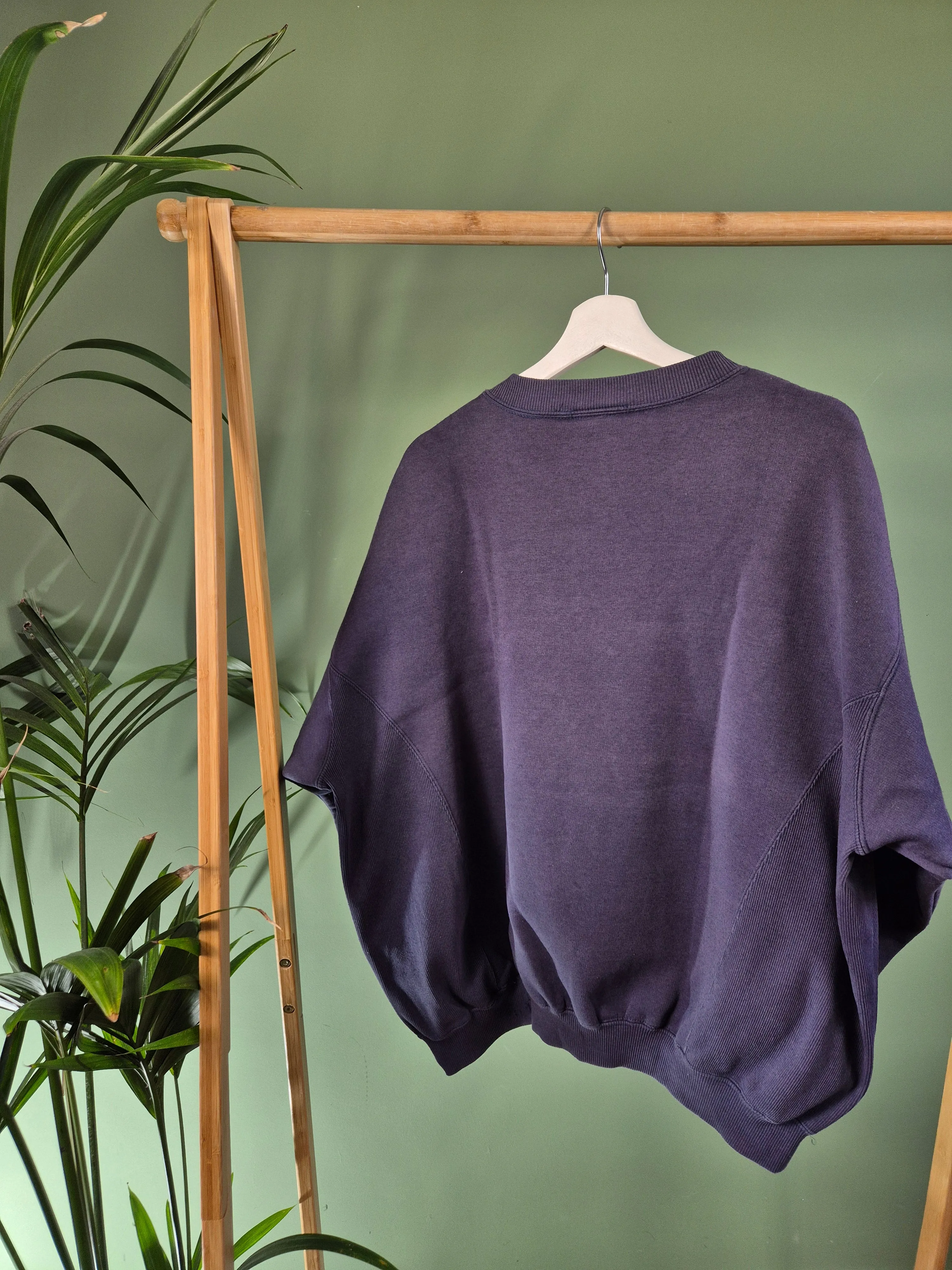 Adidas 80s AAC sweater maat L
