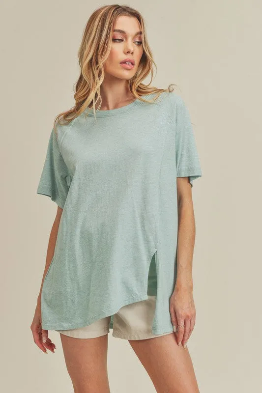 Aemi   Co Asymmetrical Front Slit Round Neck Raglan Sleeve T-Shirt
