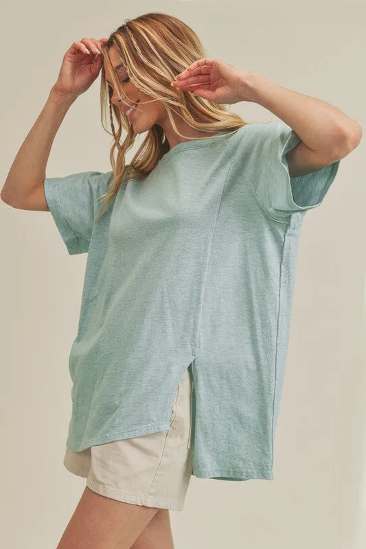 Aemi   Co Asymmetrical Front Slit Round Neck Raglan Sleeve T-Shirt