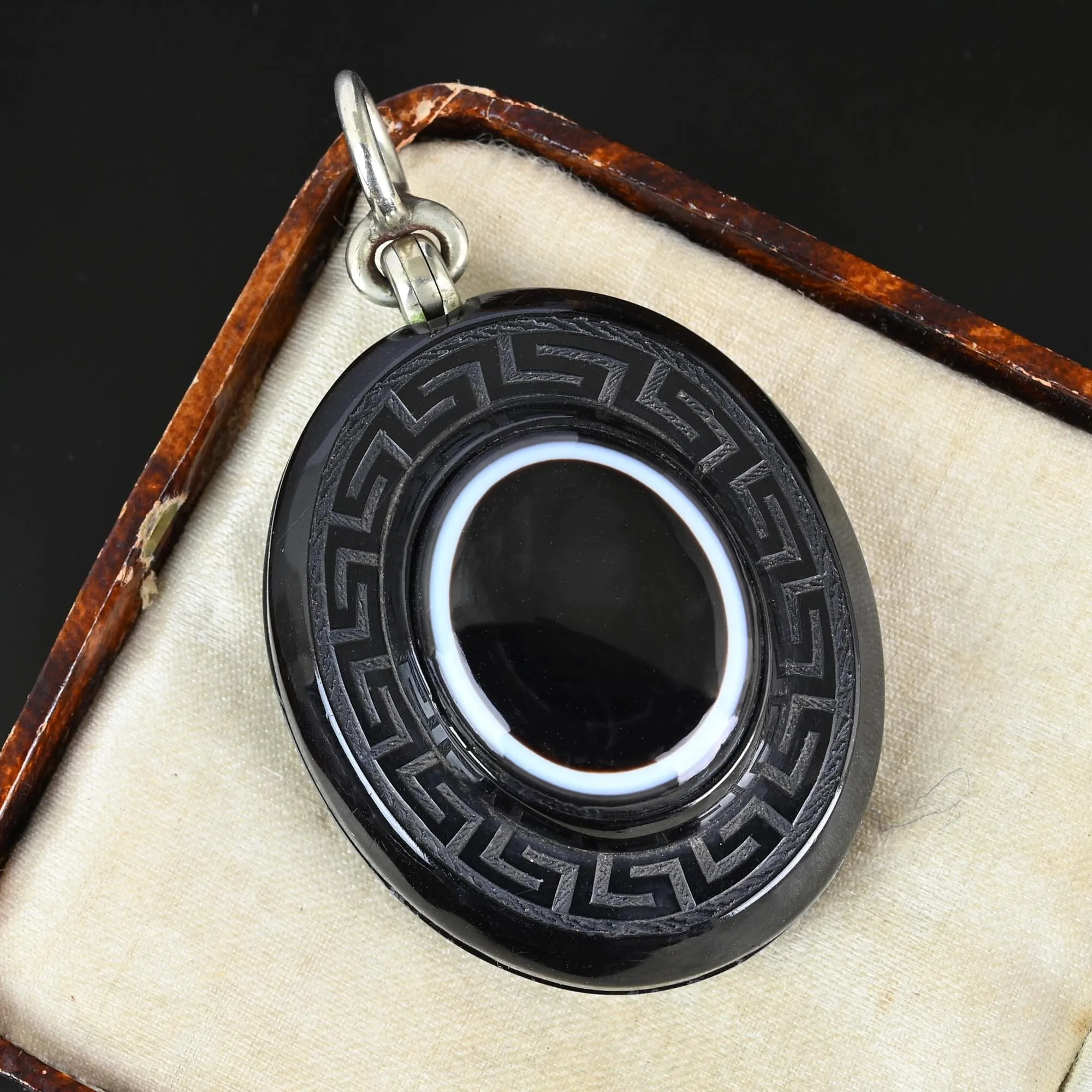 Antique Bulls Eye Banded Agate Whitby Jet Locket