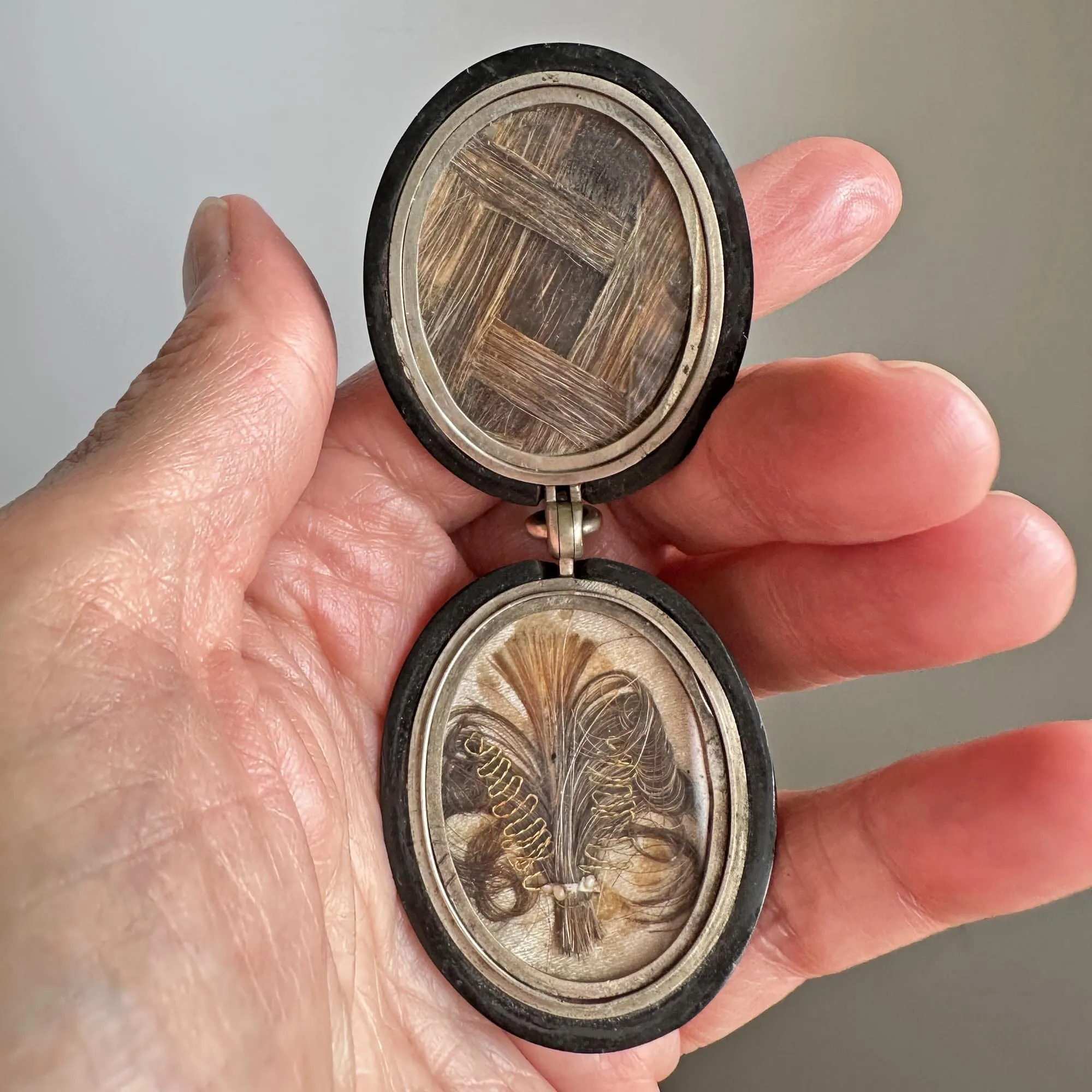 Antique Bulls Eye Banded Agate Whitby Jet Locket