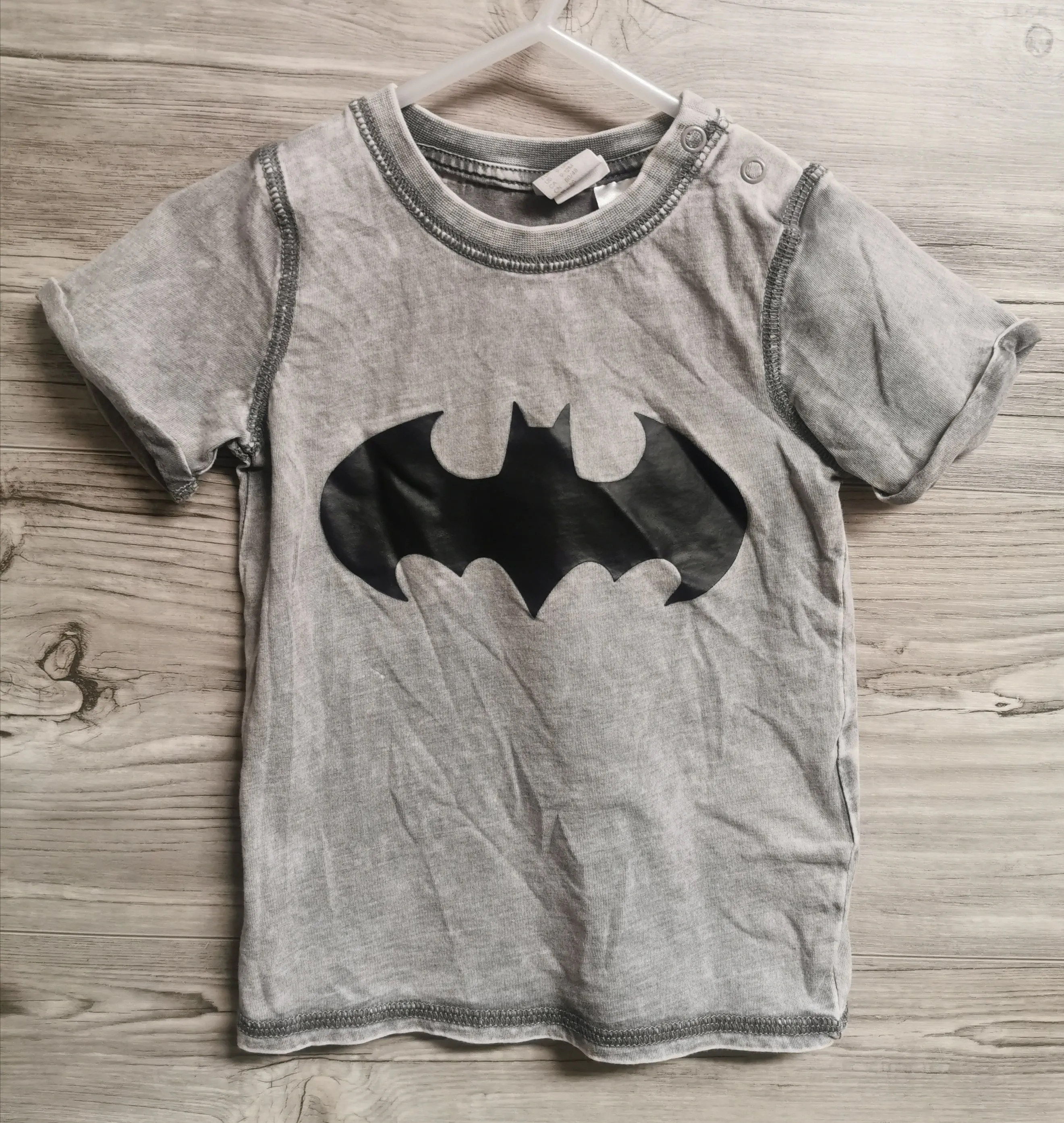 BABY BOY SIZE 9/12 MONTHS - H&M, Super Soft Batman T-shirt EUC B49
