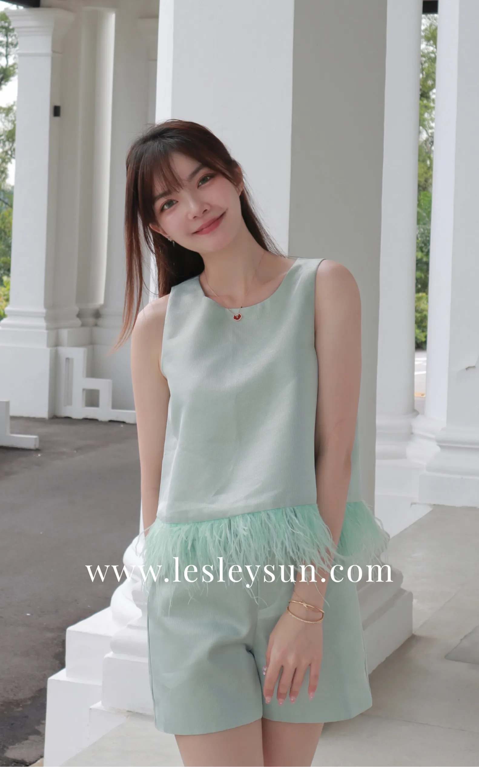 Bayna Feather Setwear