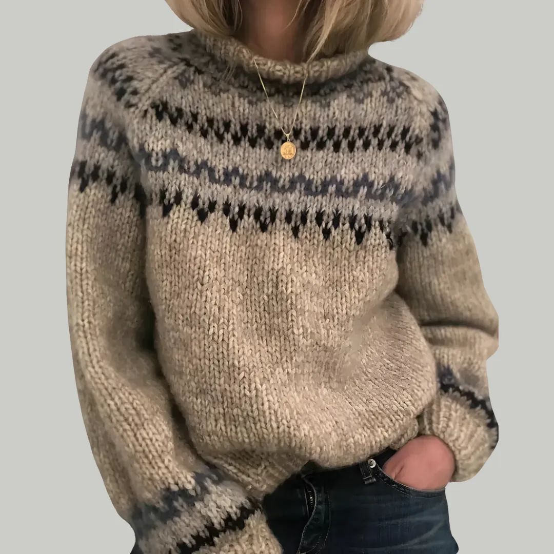 Bianca – Thick winter knit. Graceful warmth.