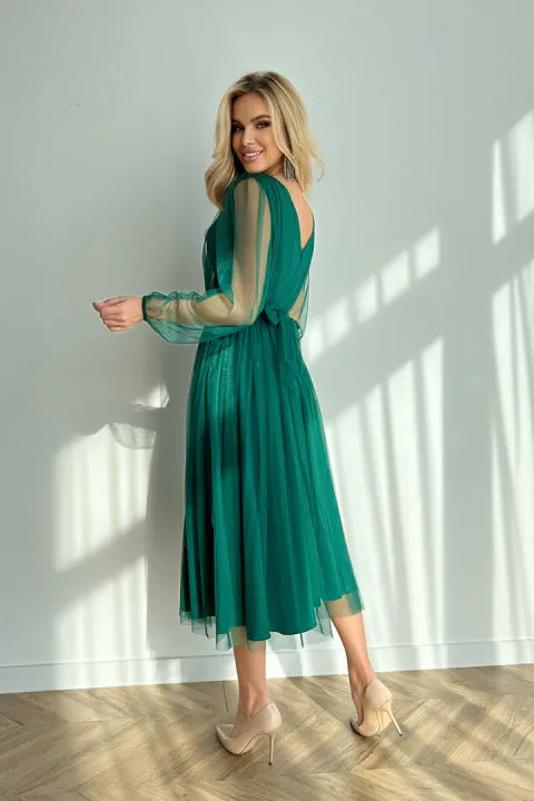 Delia® | Relaxed and timeless   dress