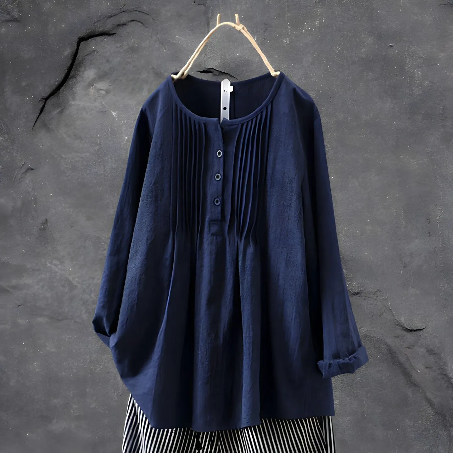 Eden® | Elegant and timeless blouse