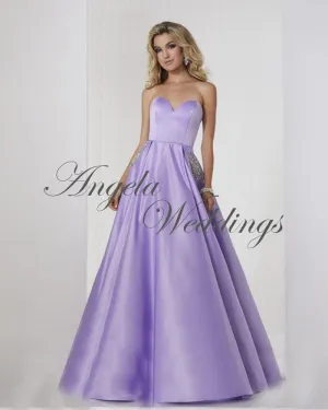 Elegant Long Prom Dresses Sweetheart Chapel Train 2018