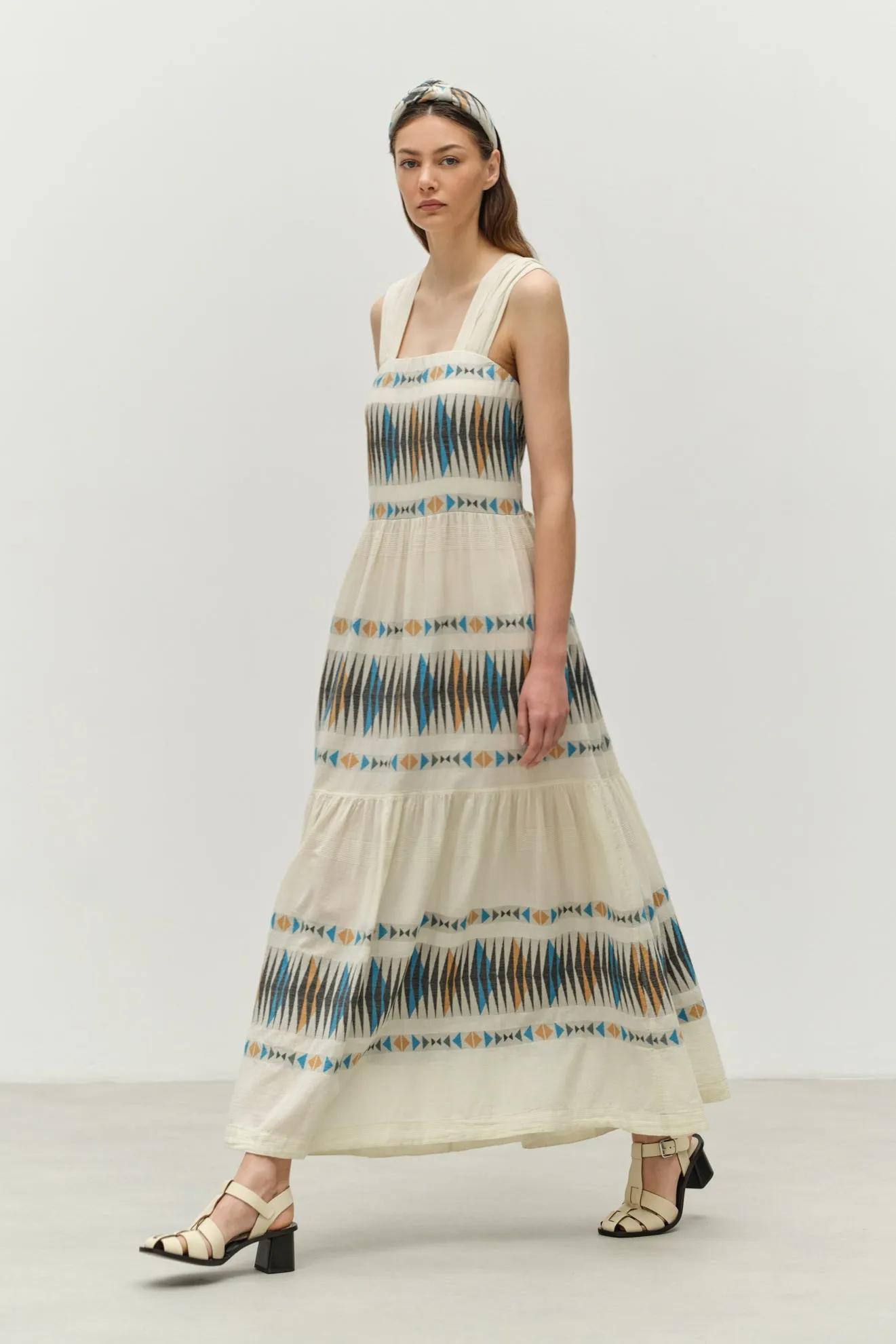 ELEGANT