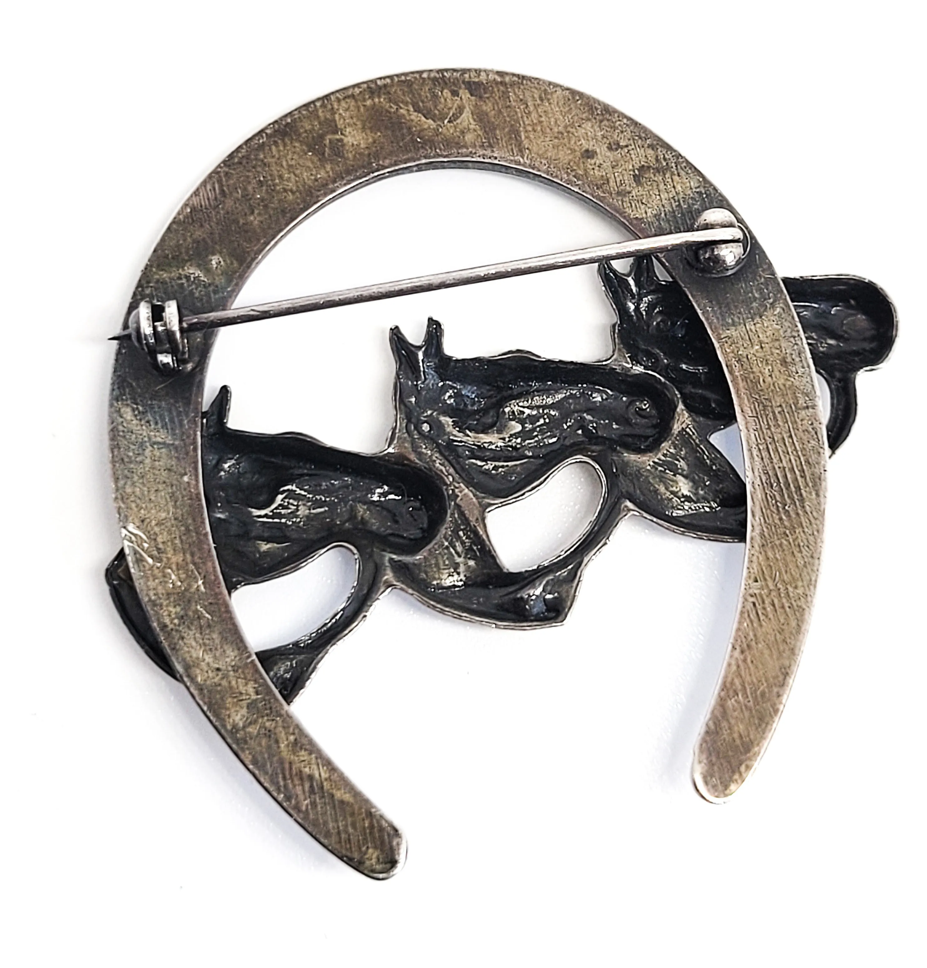 Equestrian triple horse bridle silver toned vintage horseshoe brooch pin