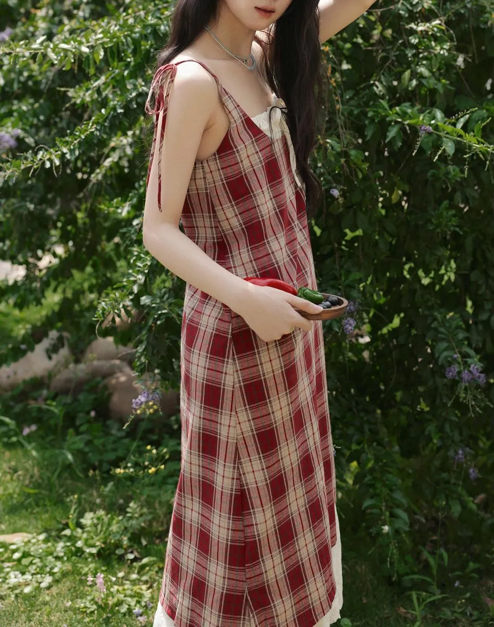 Faux Two-Piece Relaxed-Fit Camisole Dress for a Stylish Vacation