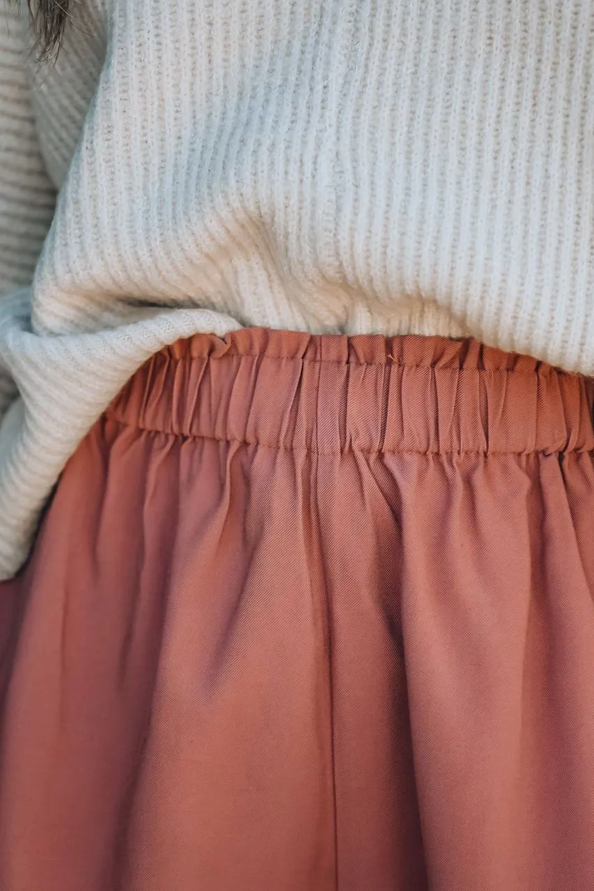 Feather Cotton Pocketed High Rise Shorts - Clay Red