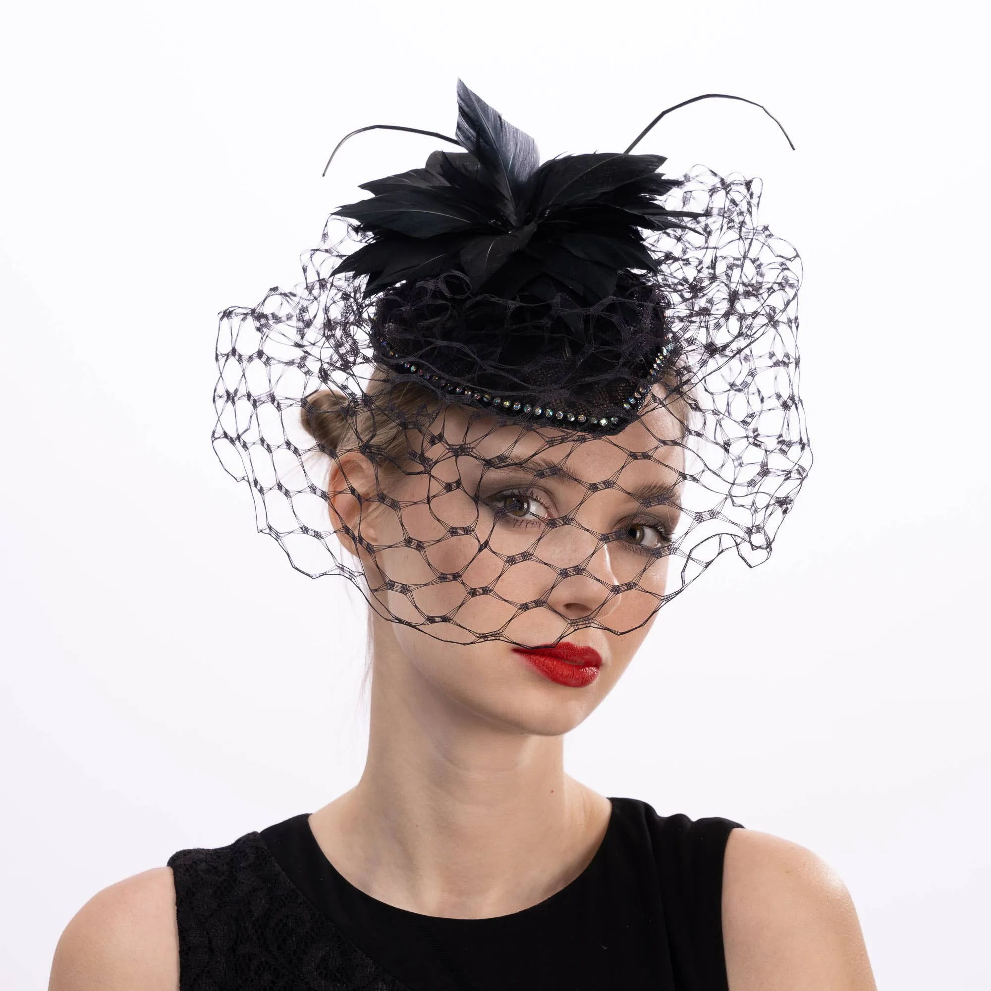 Feather, Veil, Stone Sinamay Fascinator Hair Comb: Black