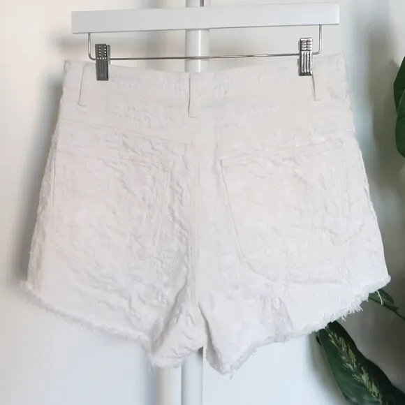 Free People White Embroidered High Waist Denim / Jean Shorts Size 29