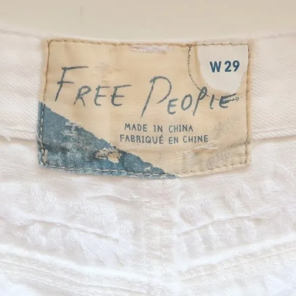 Free People White Embroidered High Waist Denim / Jean Shorts Size 29