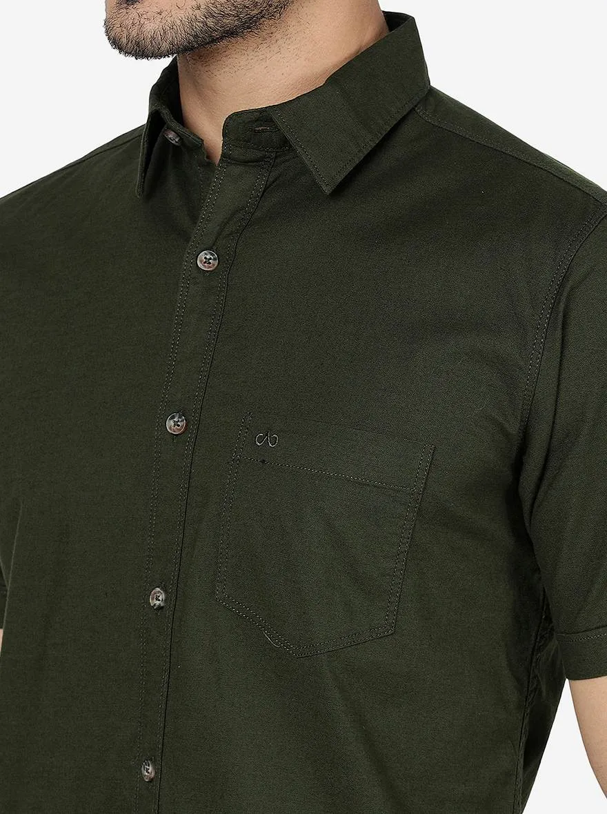Green Solid Slim Fit Casual Shirt | JadeBlue