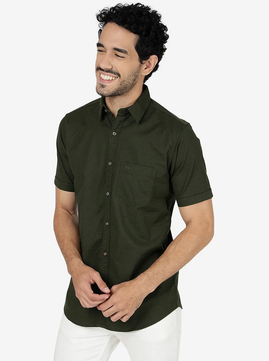 Green Solid Slim Fit Casual Shirt | JadeBlue