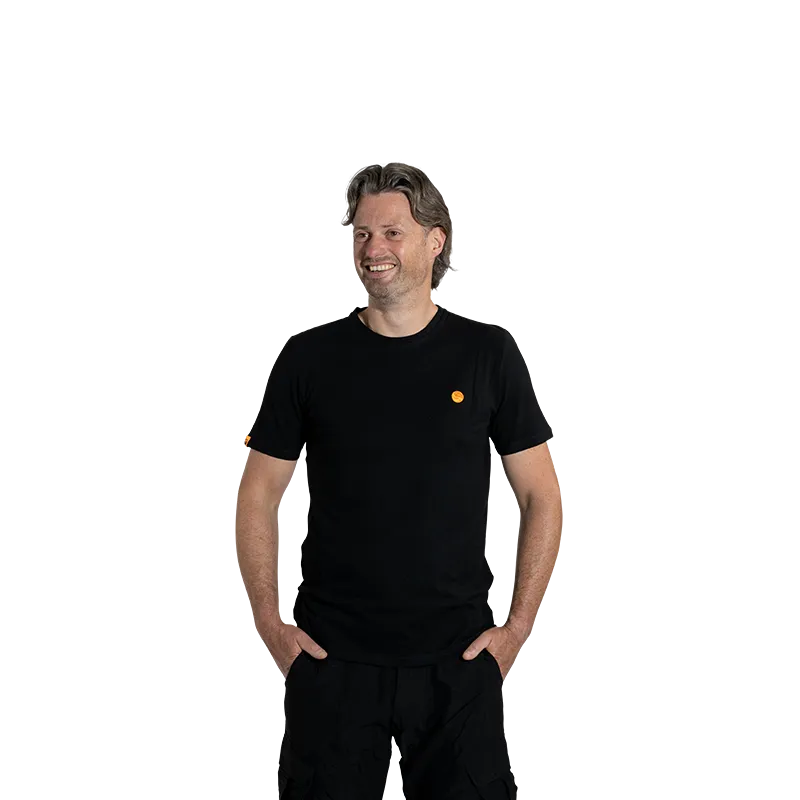 GURU Gradient Logo Tee Black