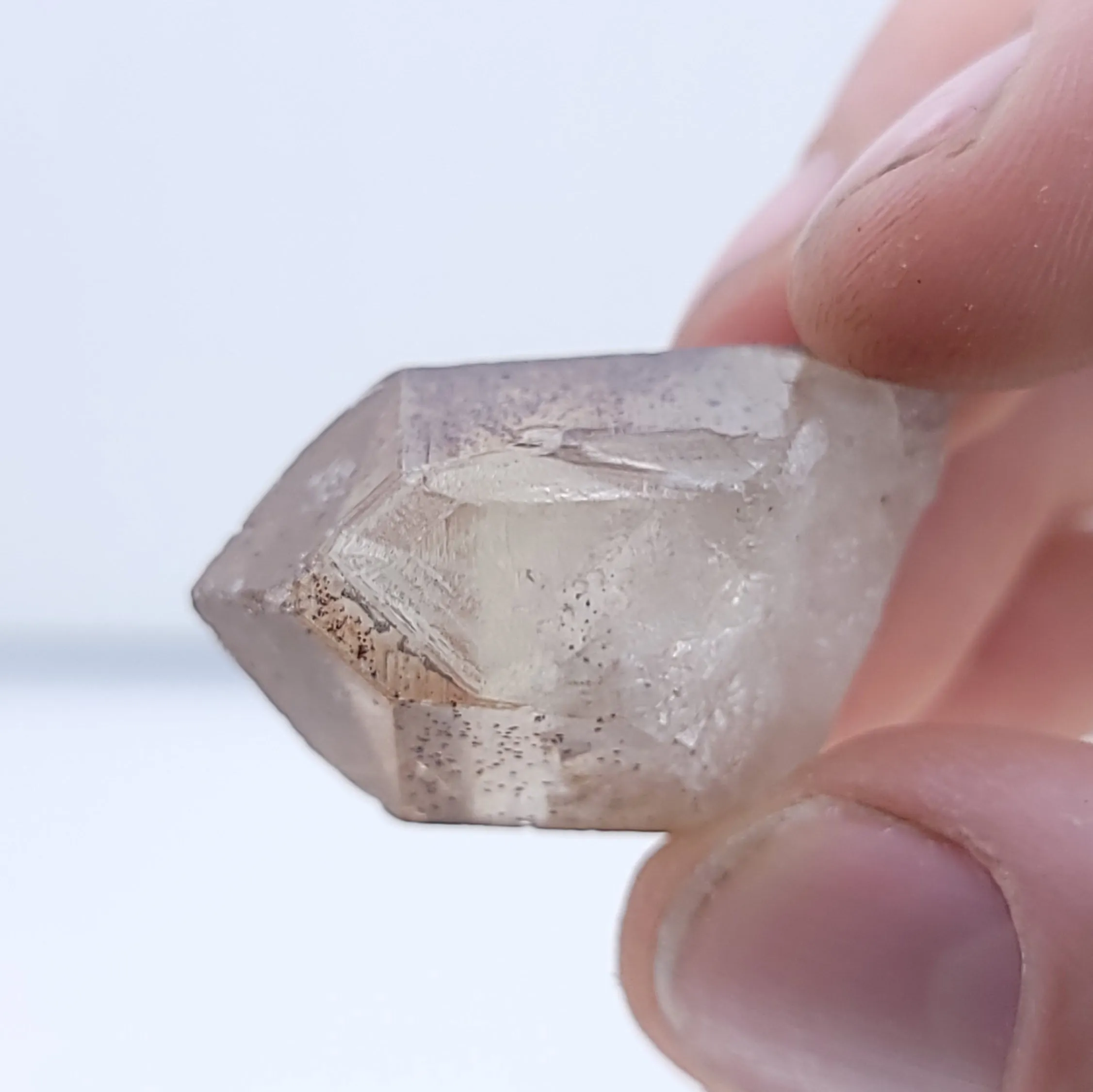 Hematite Quartz. 13.8g