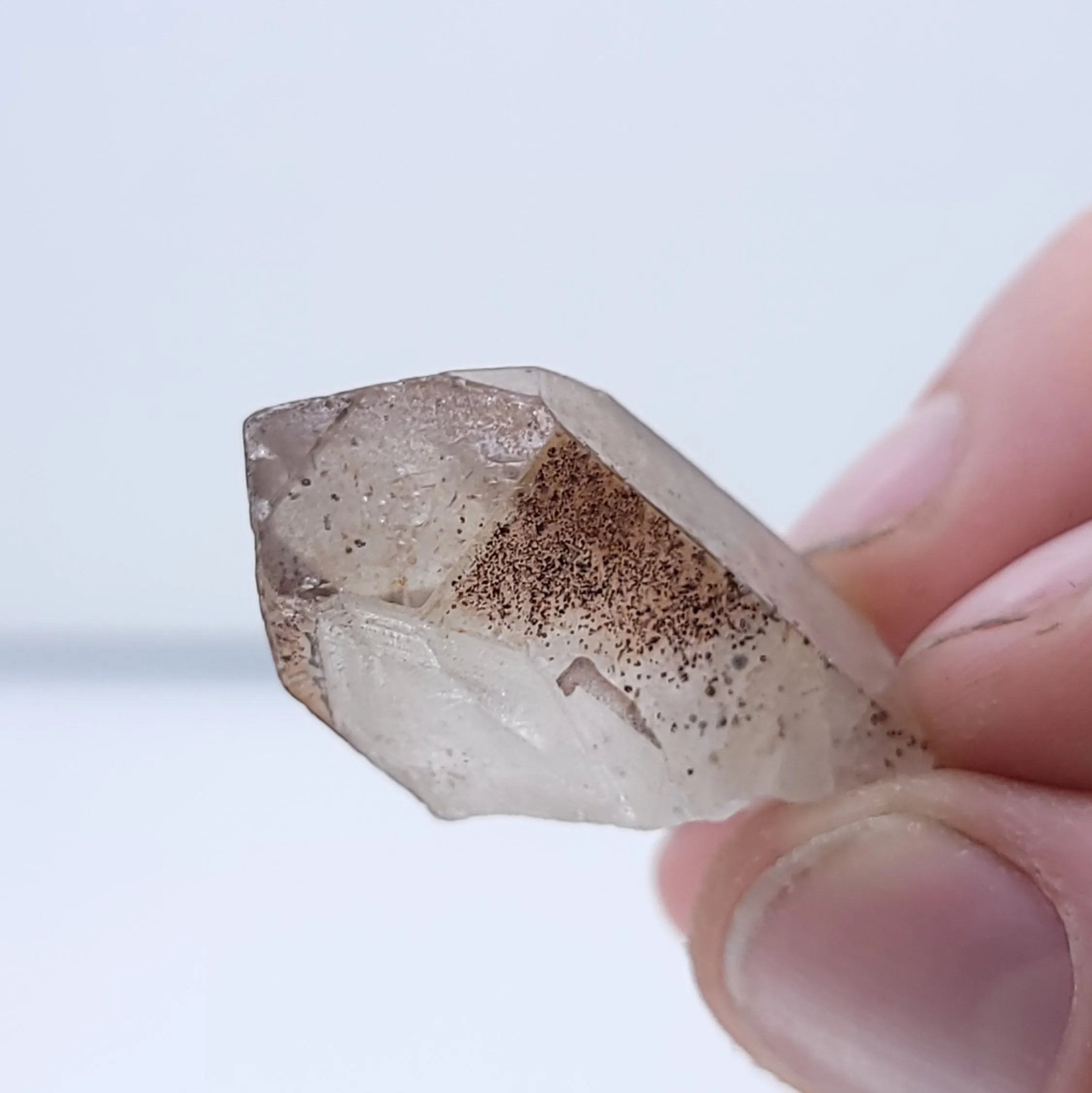 Hematite Quartz. 13.8g