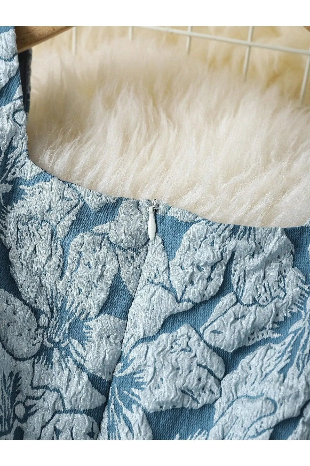 Jacquard Vintage Style Waist Pleated Short Dress