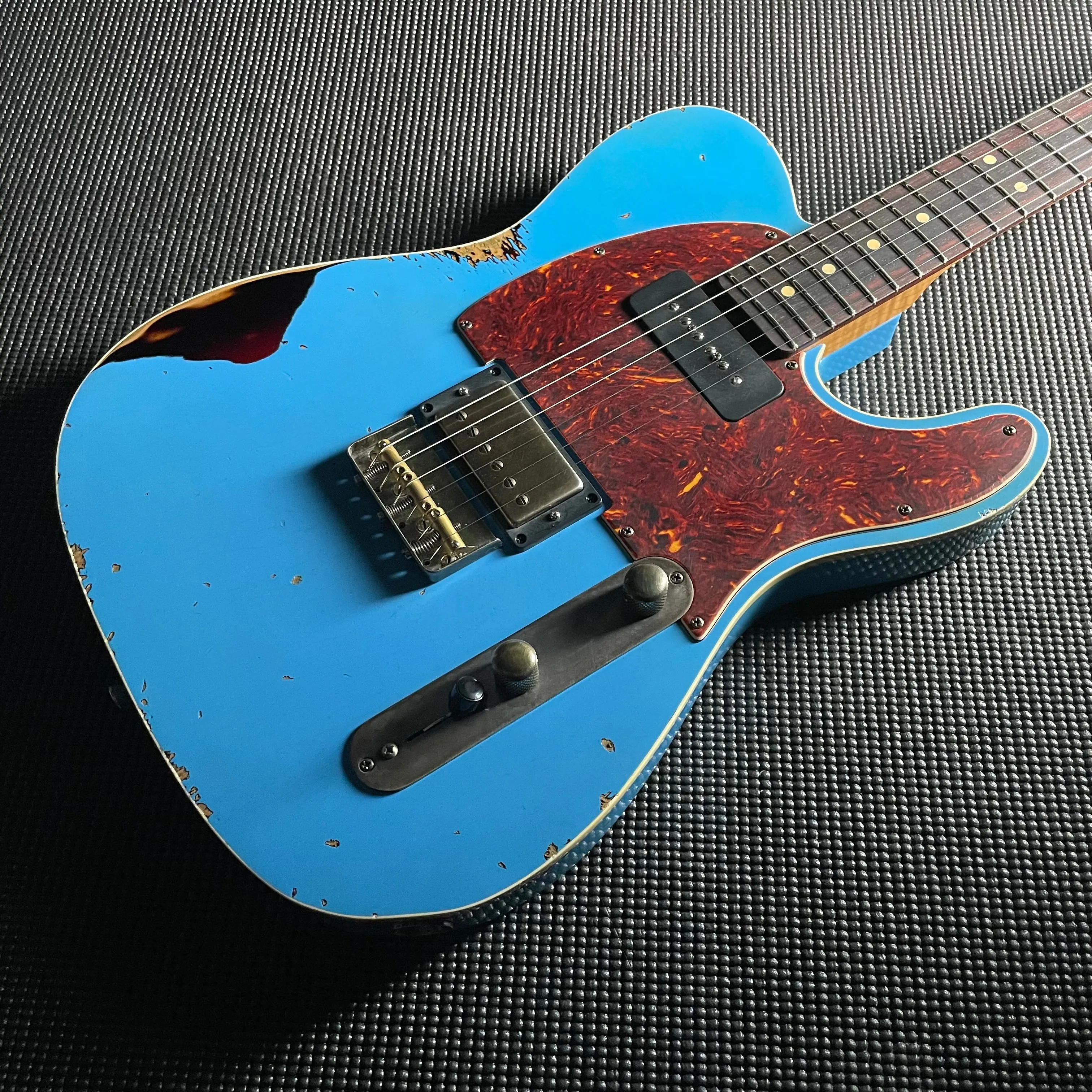 LsL Instruments BadBone 290 "Molokai", Rosewood- Desoto Blue over 3TSB (7lbs 8oz)