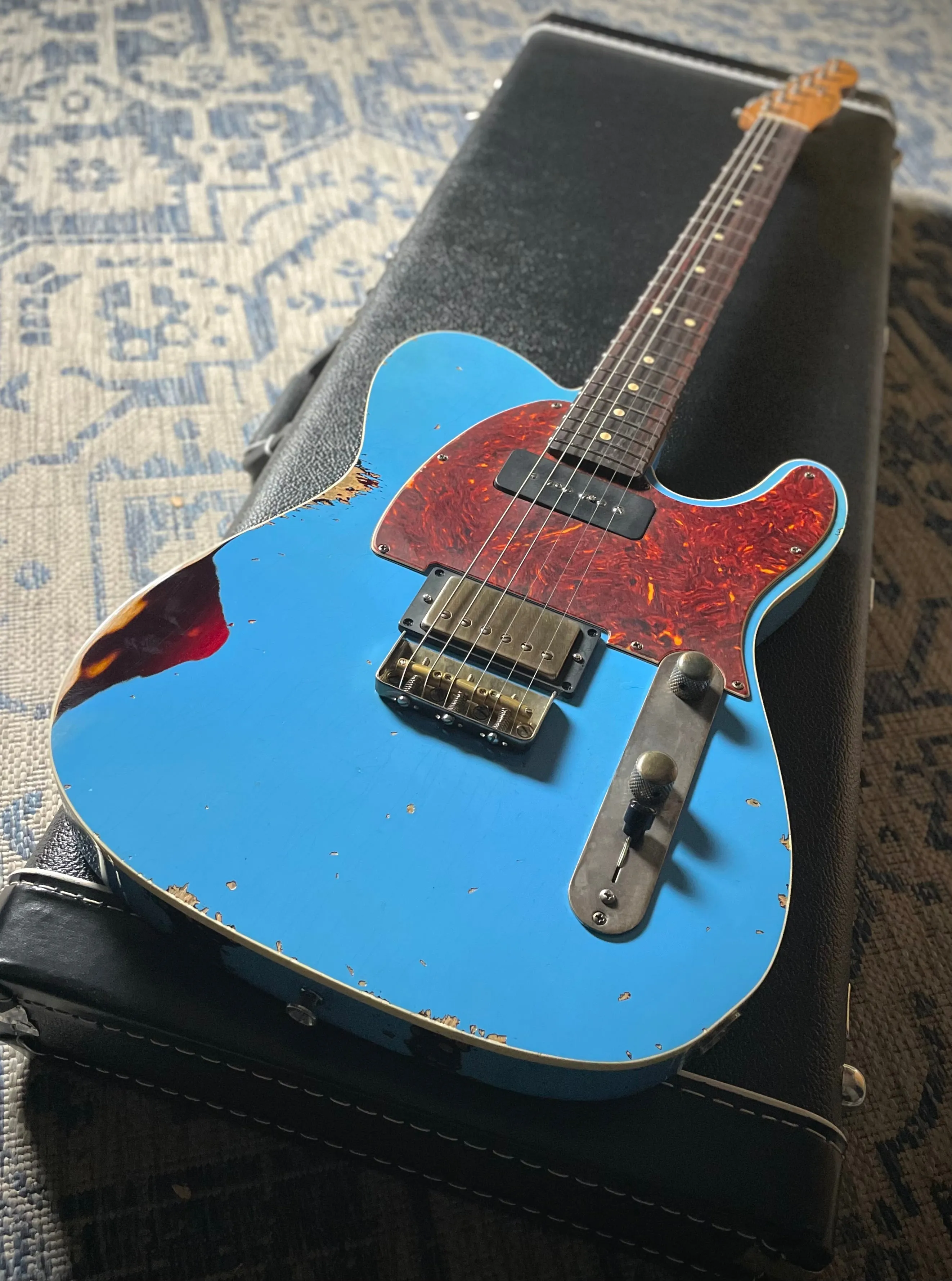 LsL Instruments BadBone 290 "Molokai", Rosewood- Desoto Blue over 3TSB (7lbs 8oz)