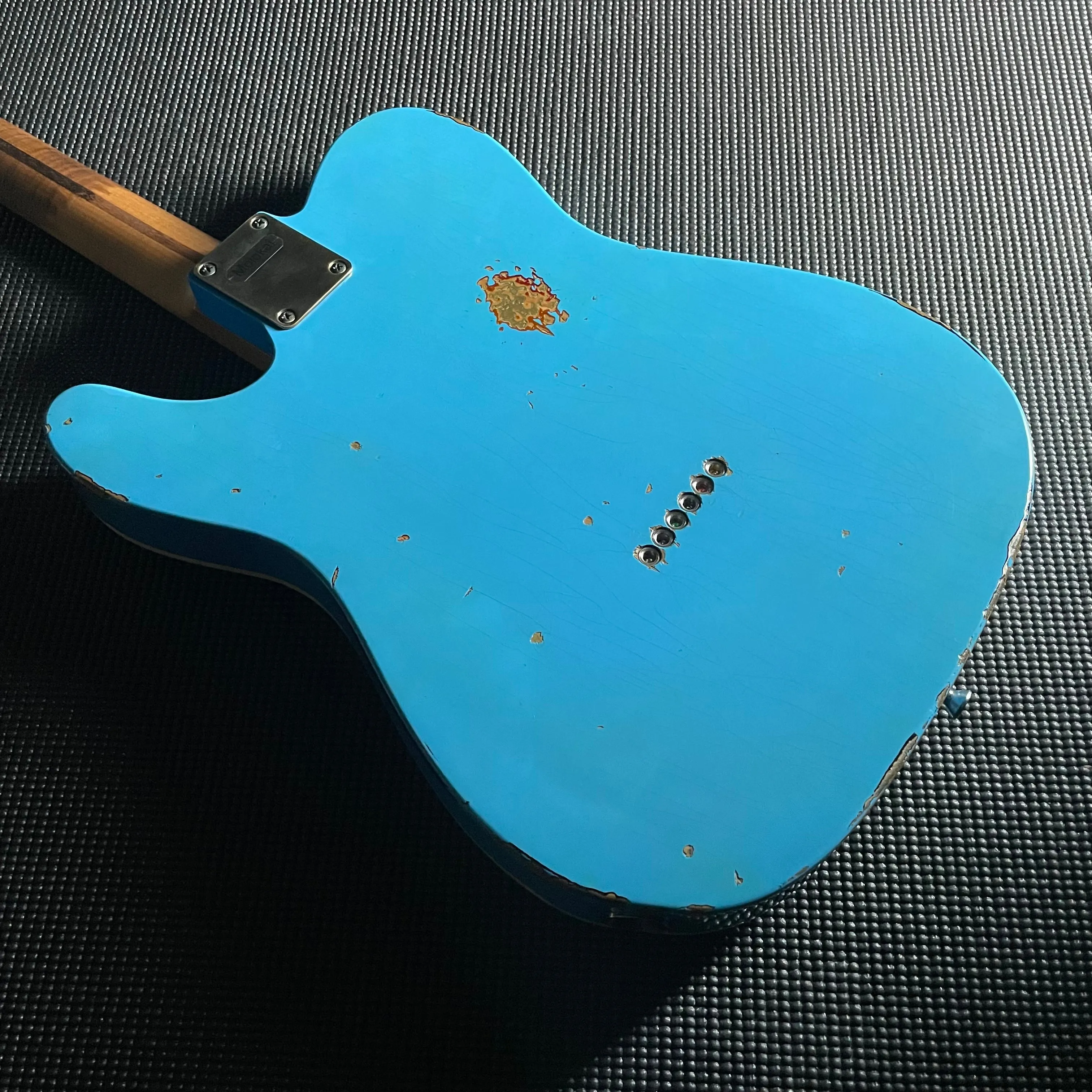 LsL Instruments BadBone 290 "Molokai", Rosewood- Desoto Blue over 3TSB (7lbs 8oz)
