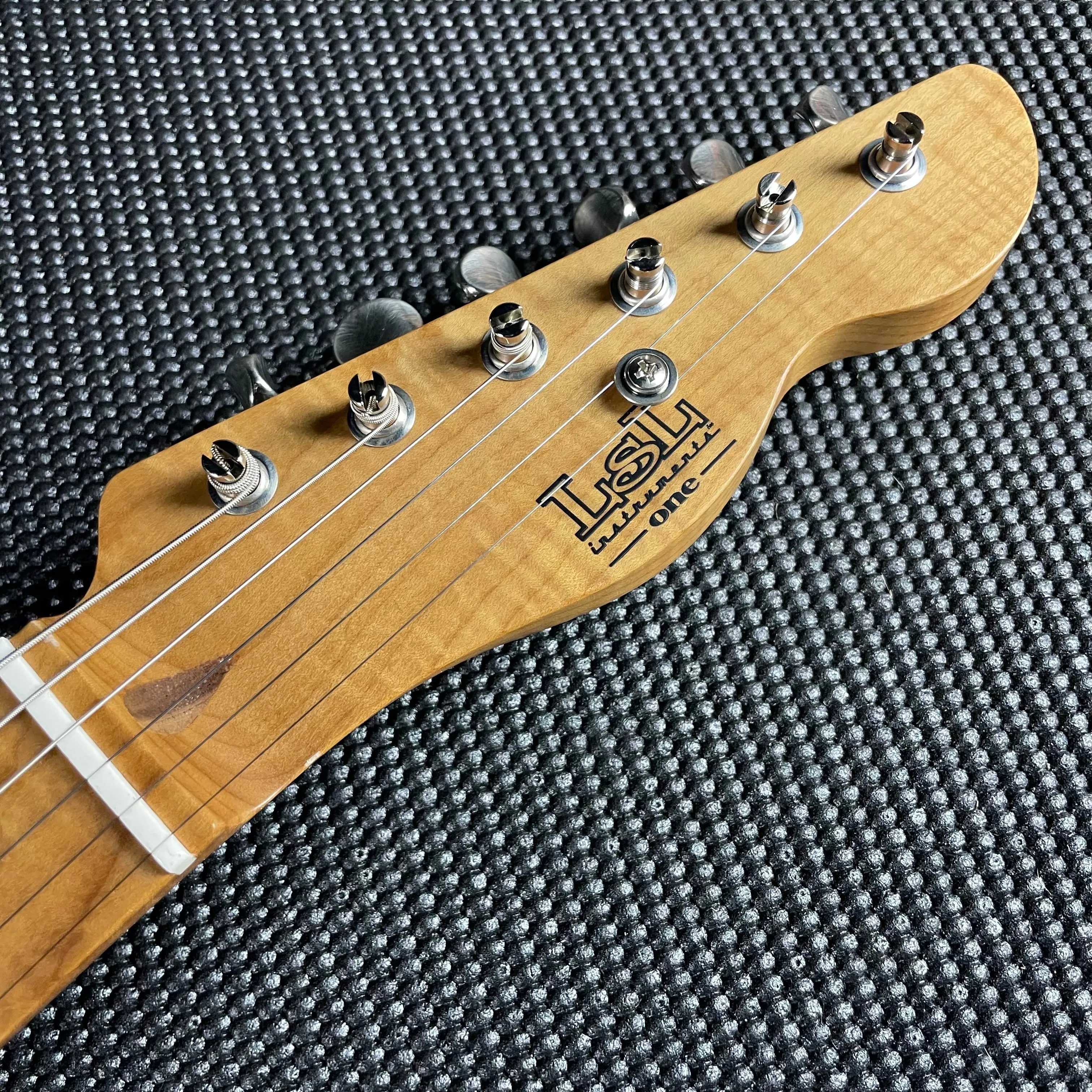 LsL Instruments T Bone ONE B, Roasted Maple- Butterscotch (B-Stock)