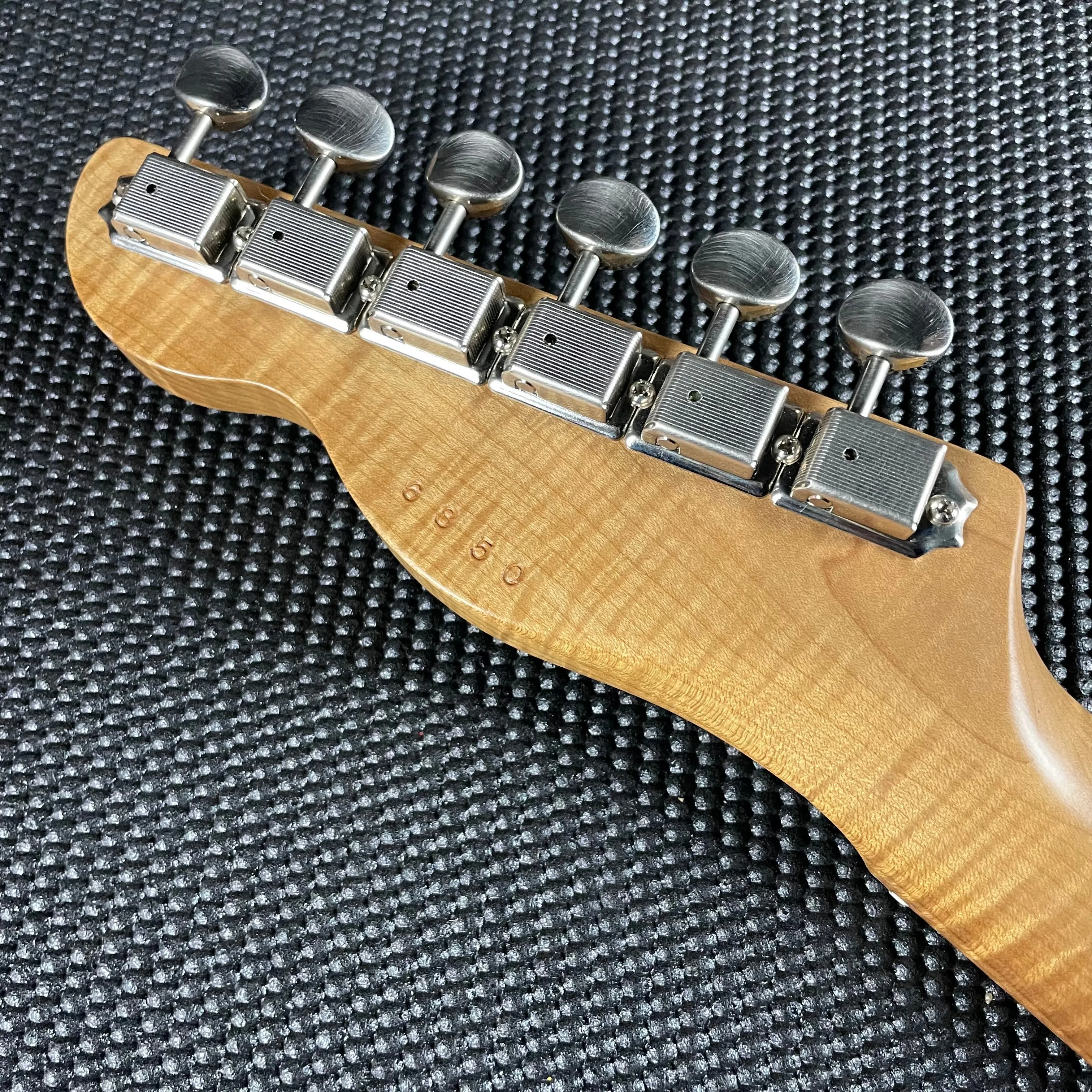 LsL Instruments T Bone ONE B, Roasted Maple- Butterscotch (B-Stock)
