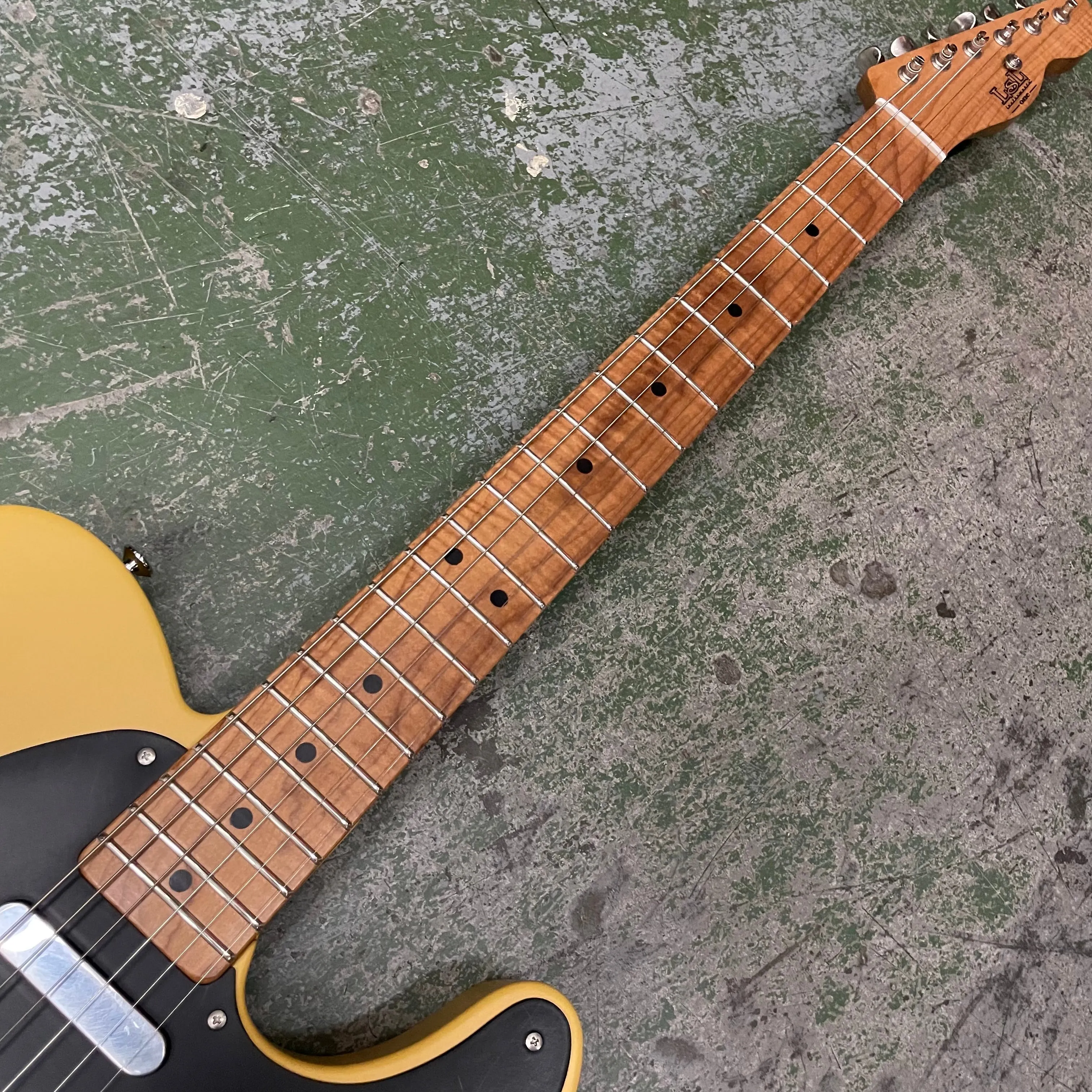 LsL Instruments T Bone ONE B, Roasted Maple- Butterscotch (B-Stock)