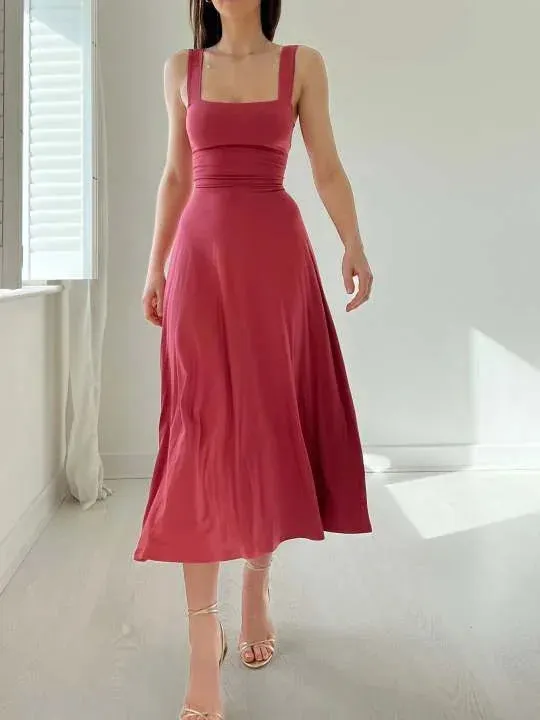 Magdalene® | Relaxed and timeless   dress