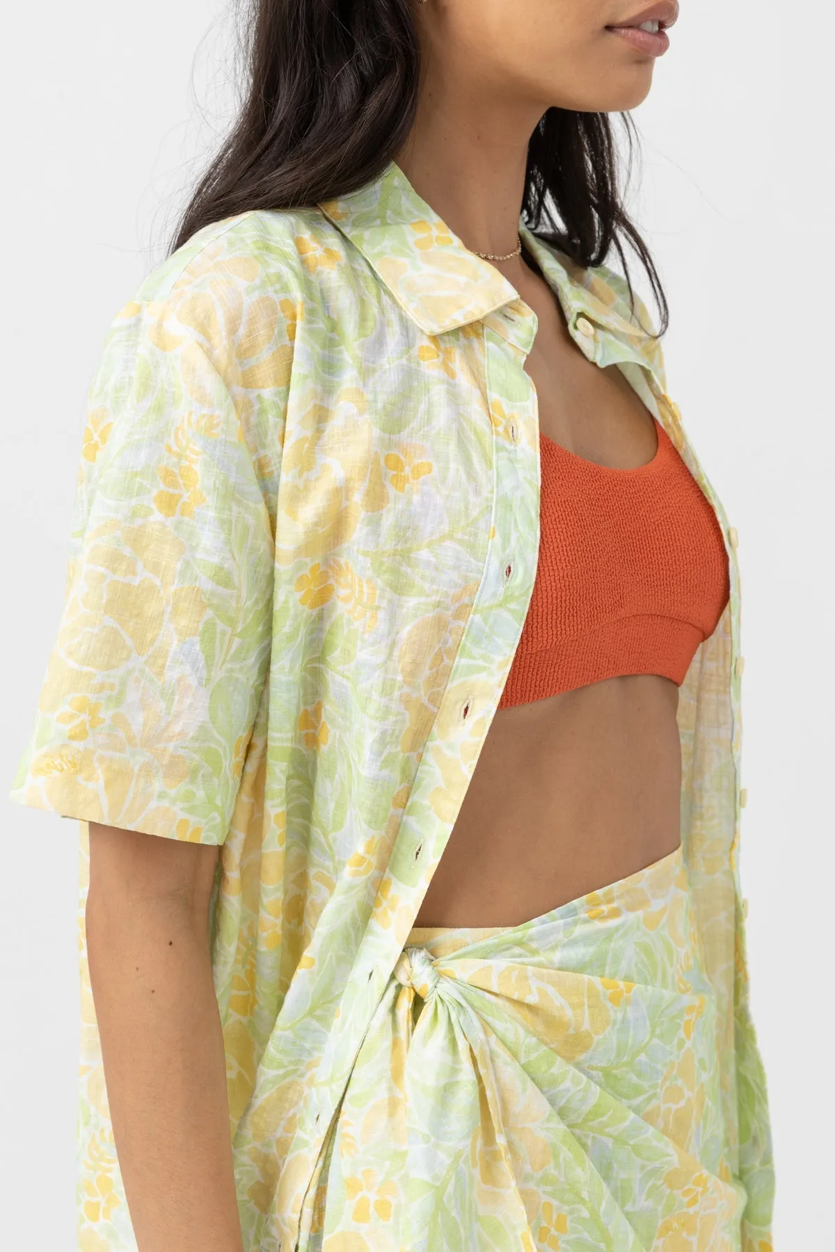 MAGNOLIA FLORAL SHORT SLEEVE SHIRT