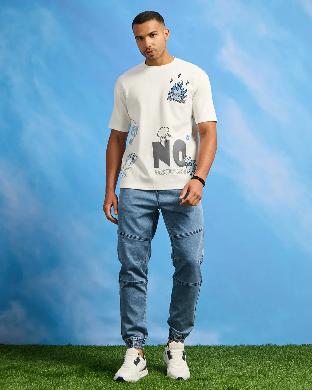 Men White Printed T-Shirt