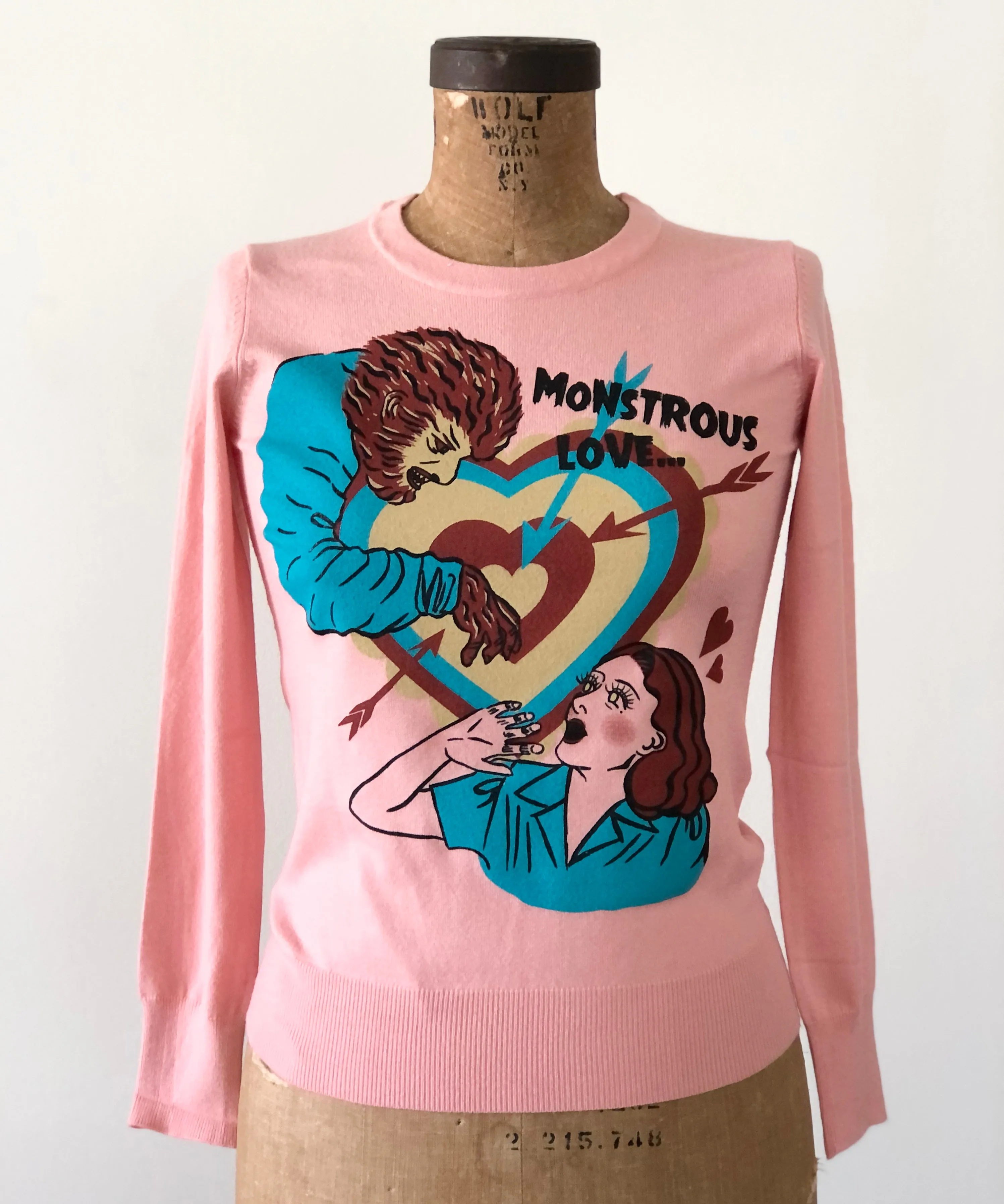 MONSTROUS LOVE.. LONG SLEEVE SWEATER *PEACH