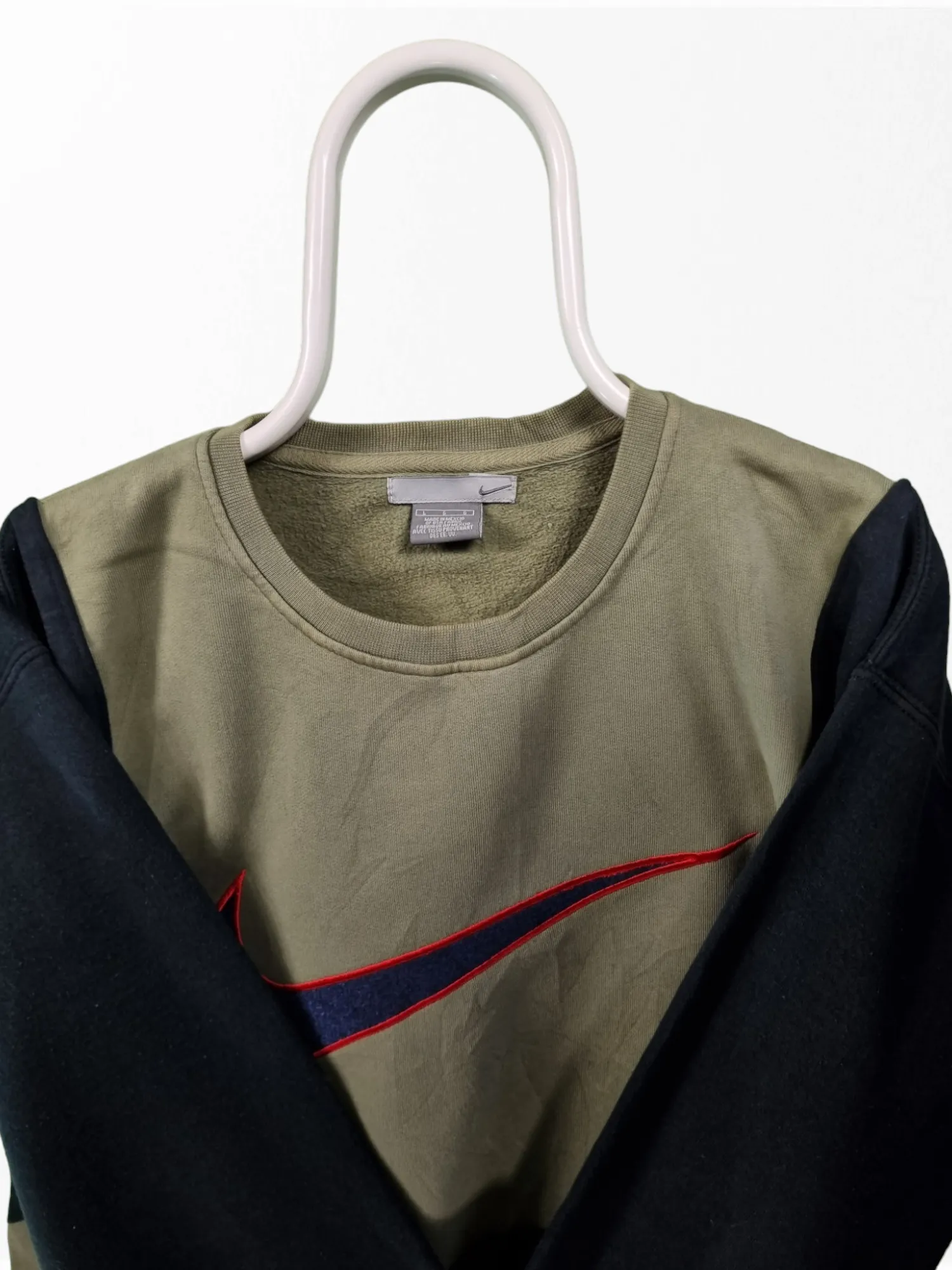 Nike Big Swoosh rework sweater maat M