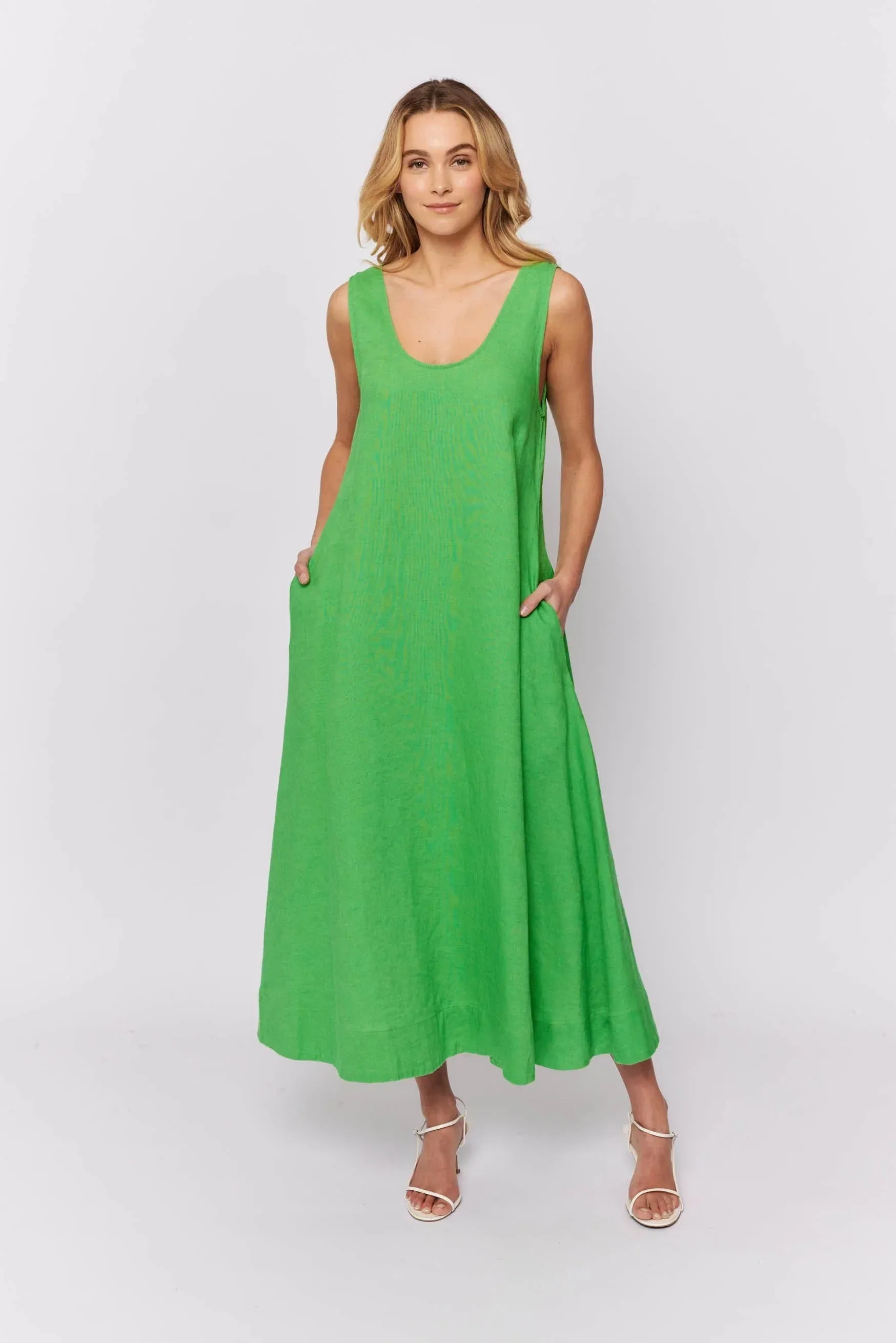 Nova Dress in Evergreen Linen