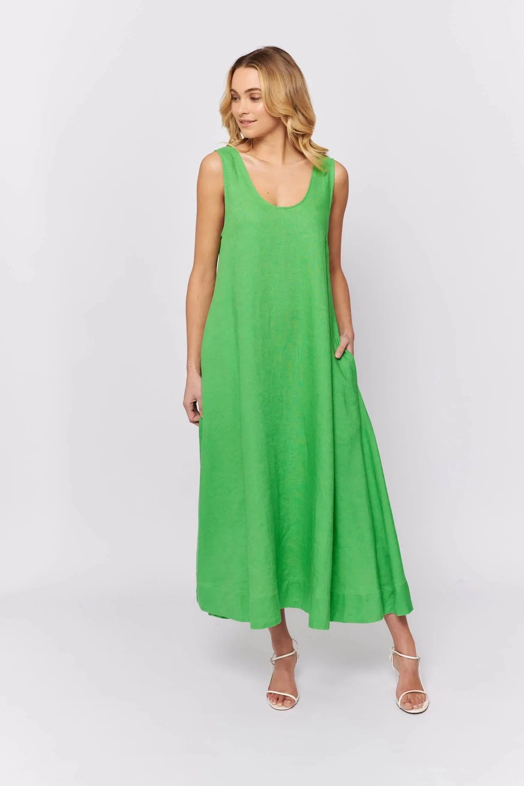 Nova Dress in Evergreen Linen