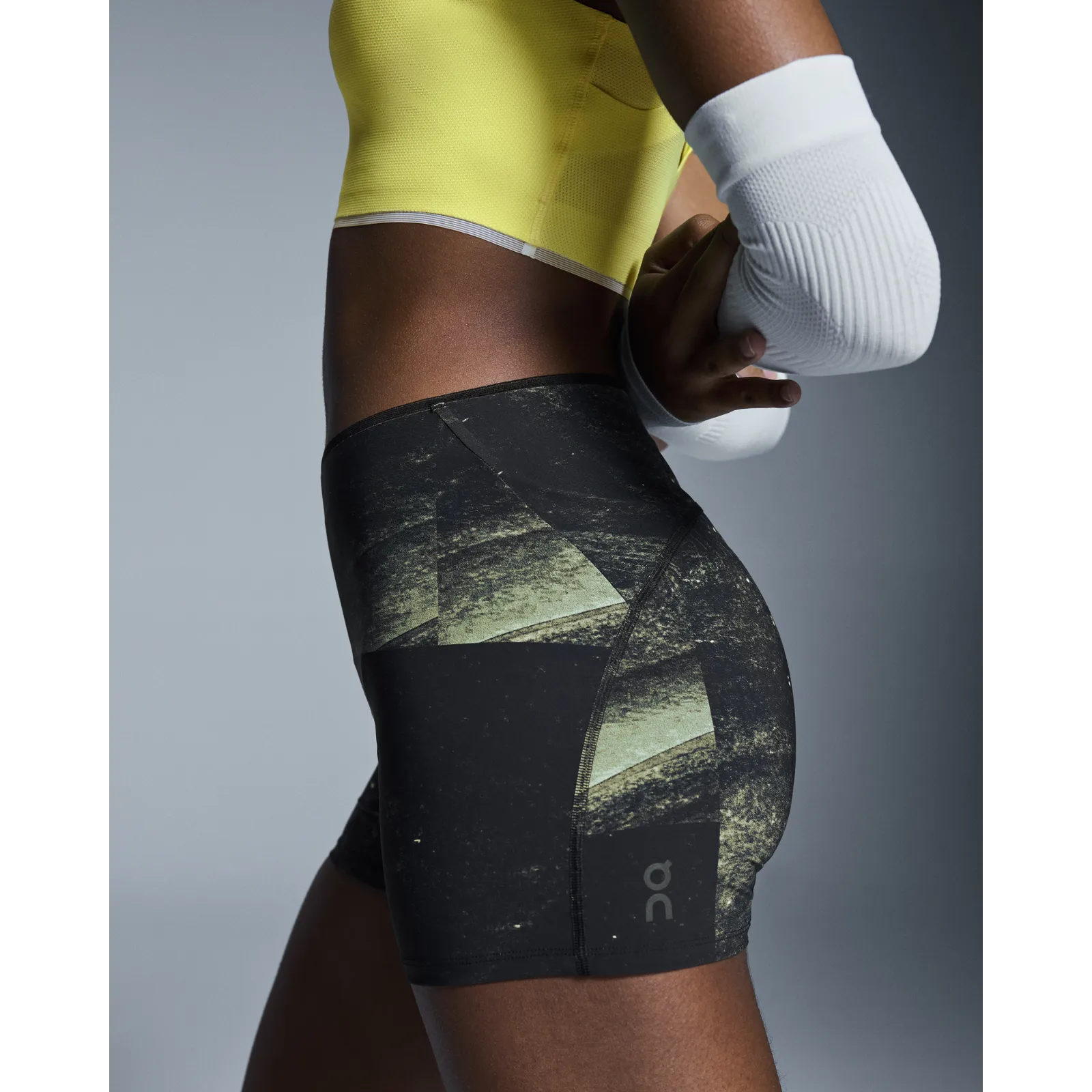 ON Race Tights Short Womens