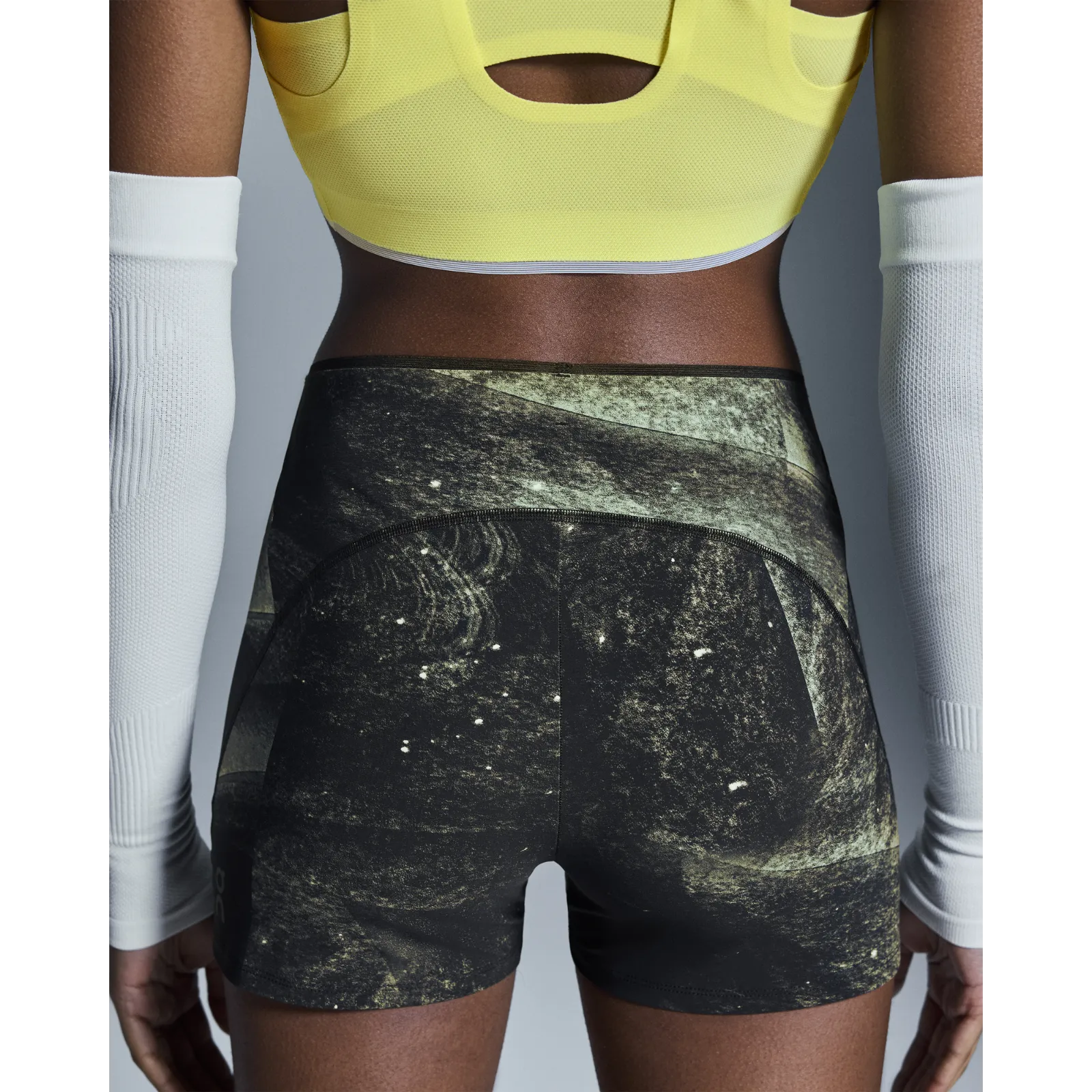 ON Race Tights Short Womens