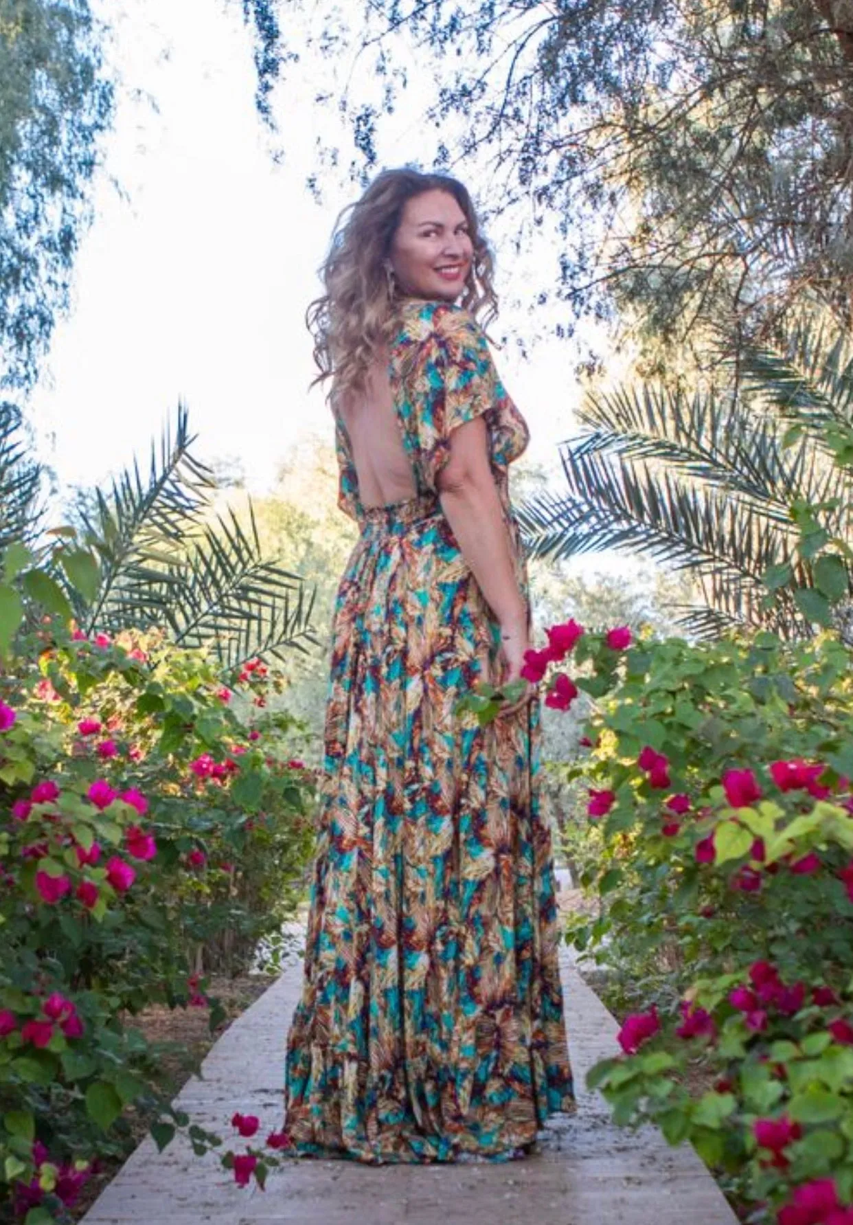 Open back maxi dress with sleeves