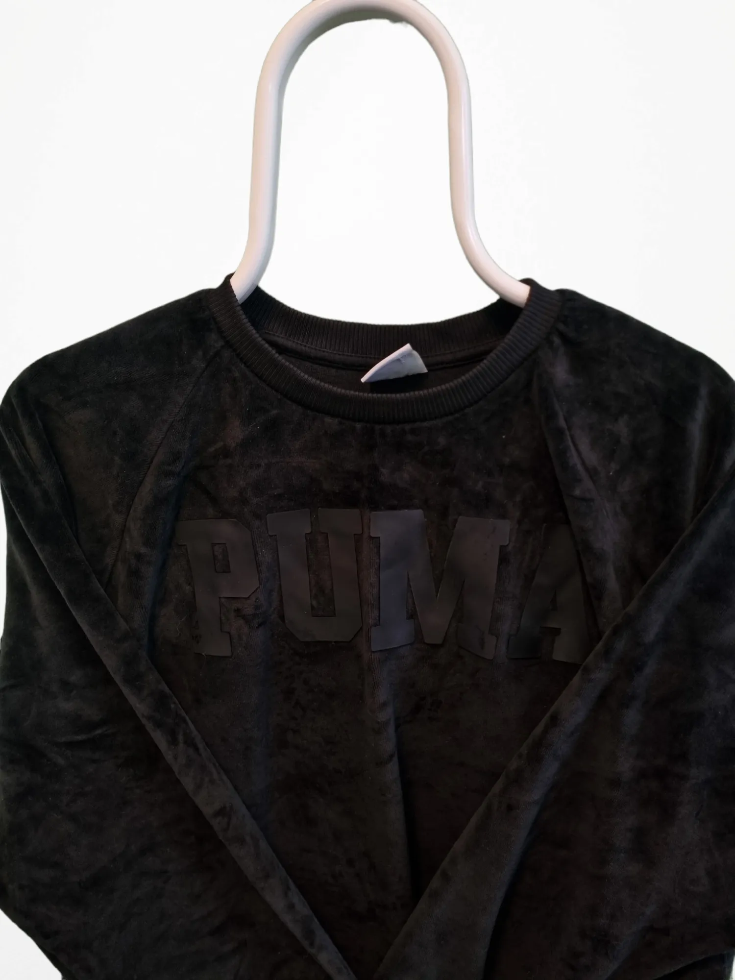 Puma velvet sweater maat S