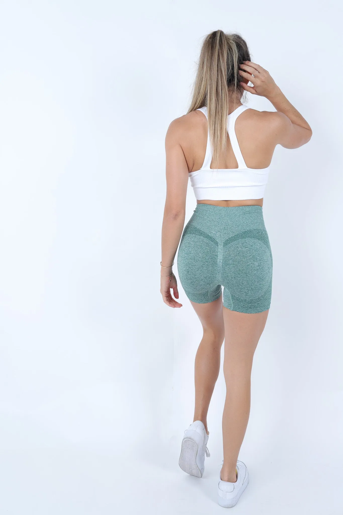 Push ups green