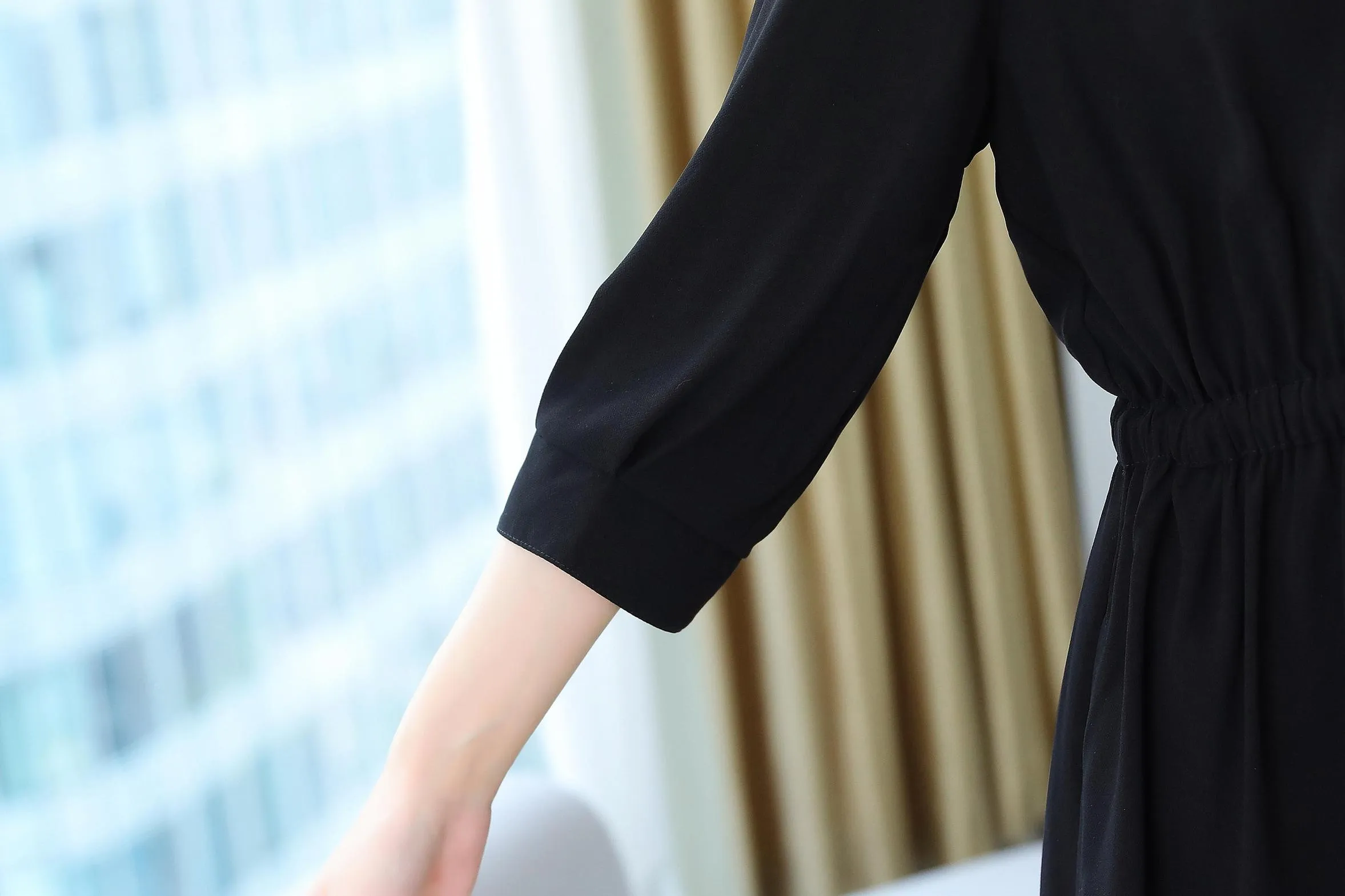 Relaxed-Fit Calf-Length Dress for Women in Elegant French Style