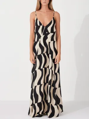 Relaxed Fit Scooped Back Style Maxi Dress