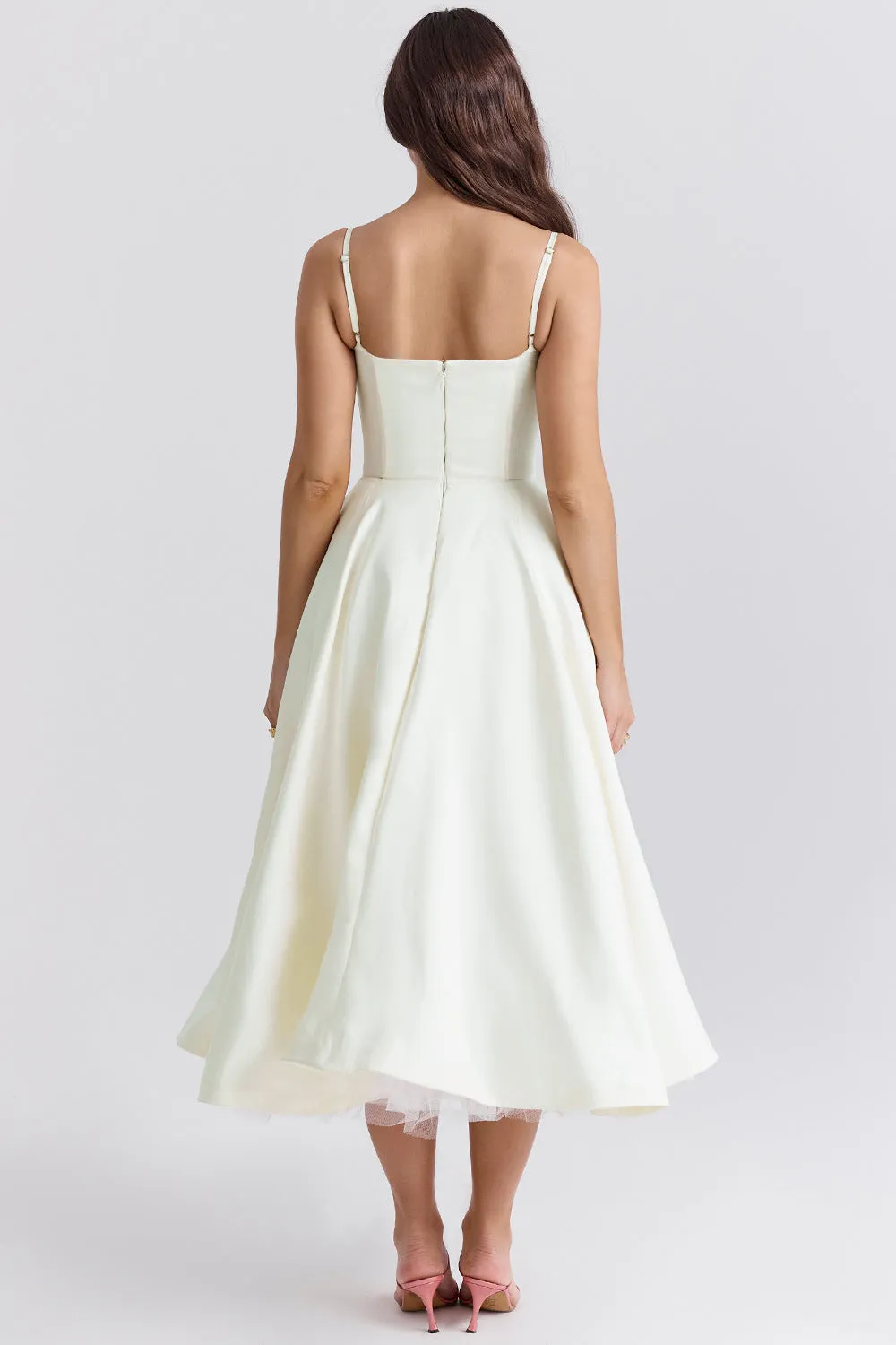 Úrsula® | Elegant Silhouette Dress