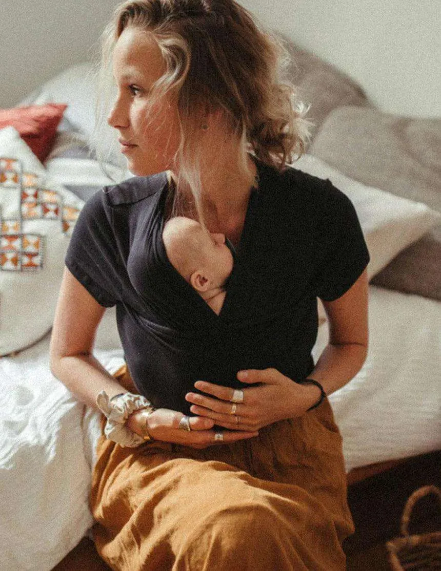 Skin To Skin Kangaroo T-Shirt & Nursing Top | Black