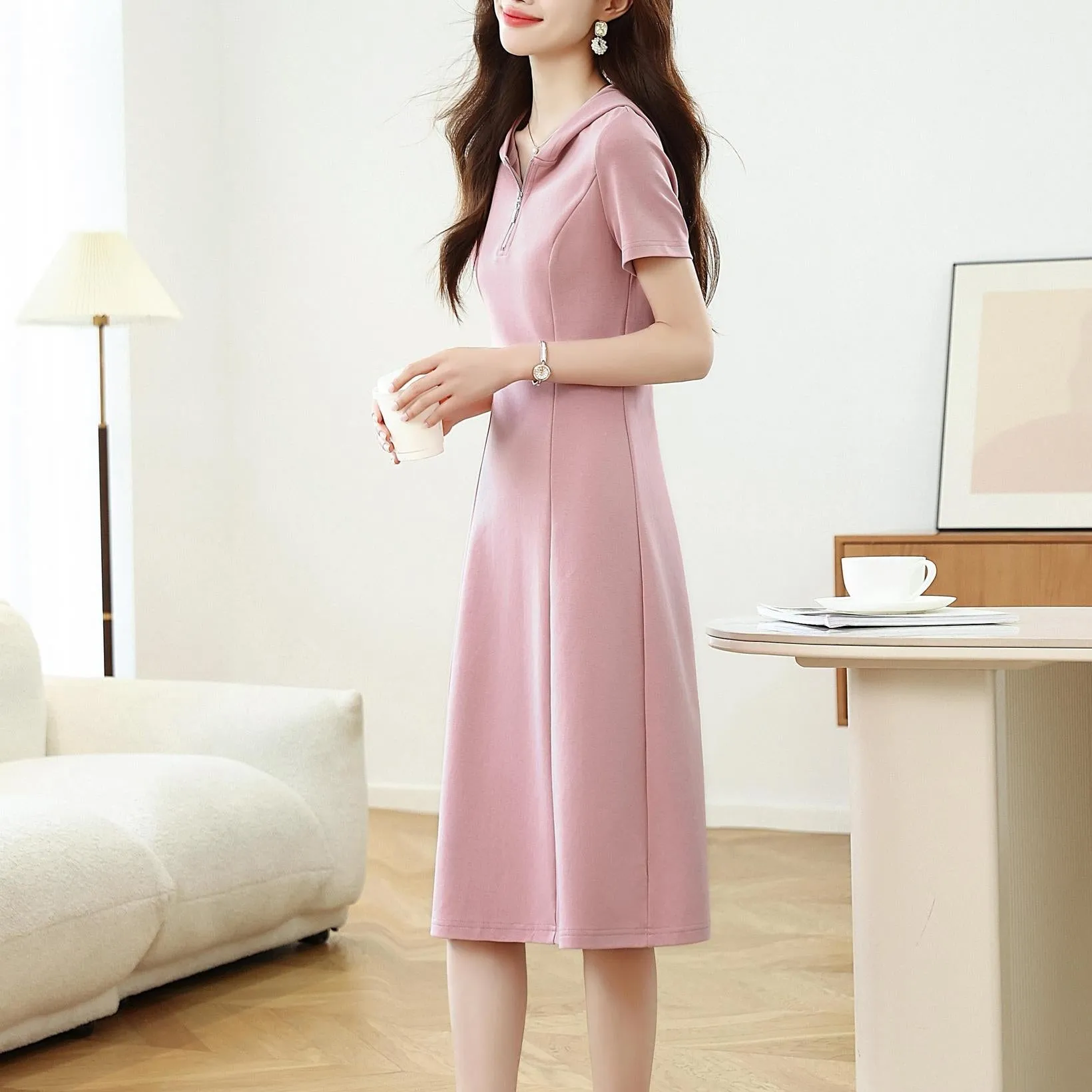 Solid Mid Pleated Dress with Hood for a Relaxed Women's Style