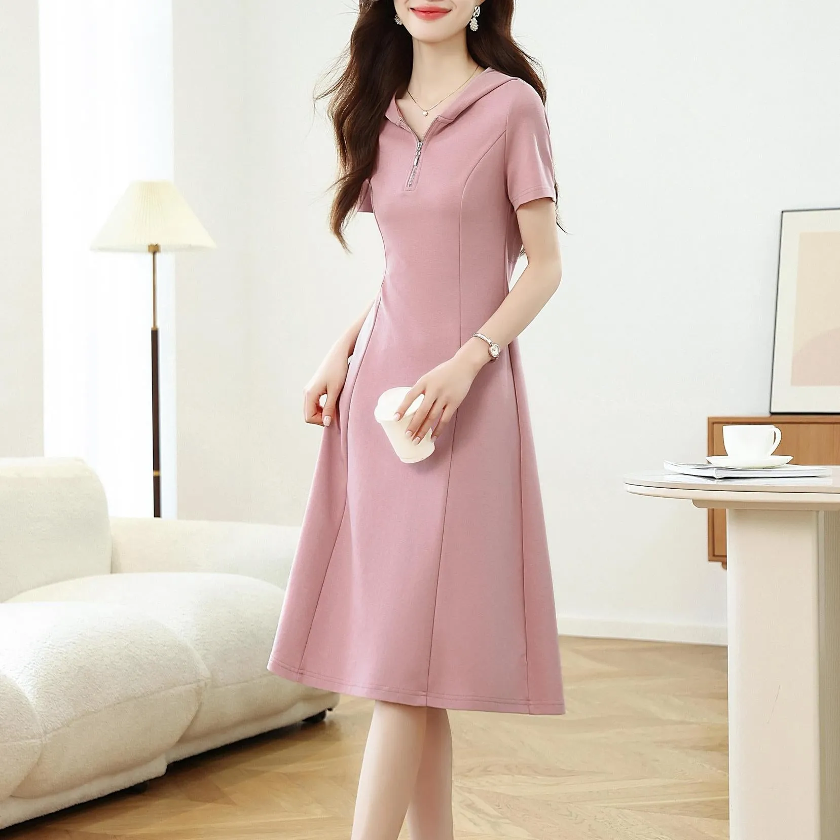 Solid Mid Pleated Dress with Hood for a Relaxed Women's Style