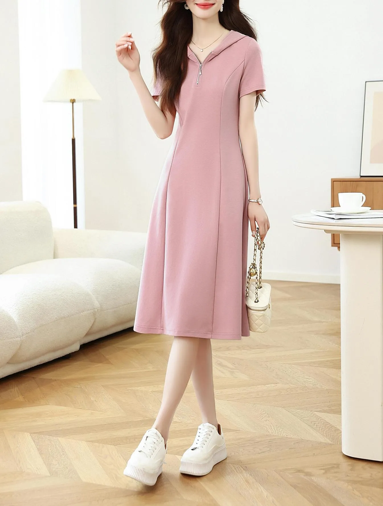 Solid Mid Pleated Dress with Hood for a Relaxed Women's Style